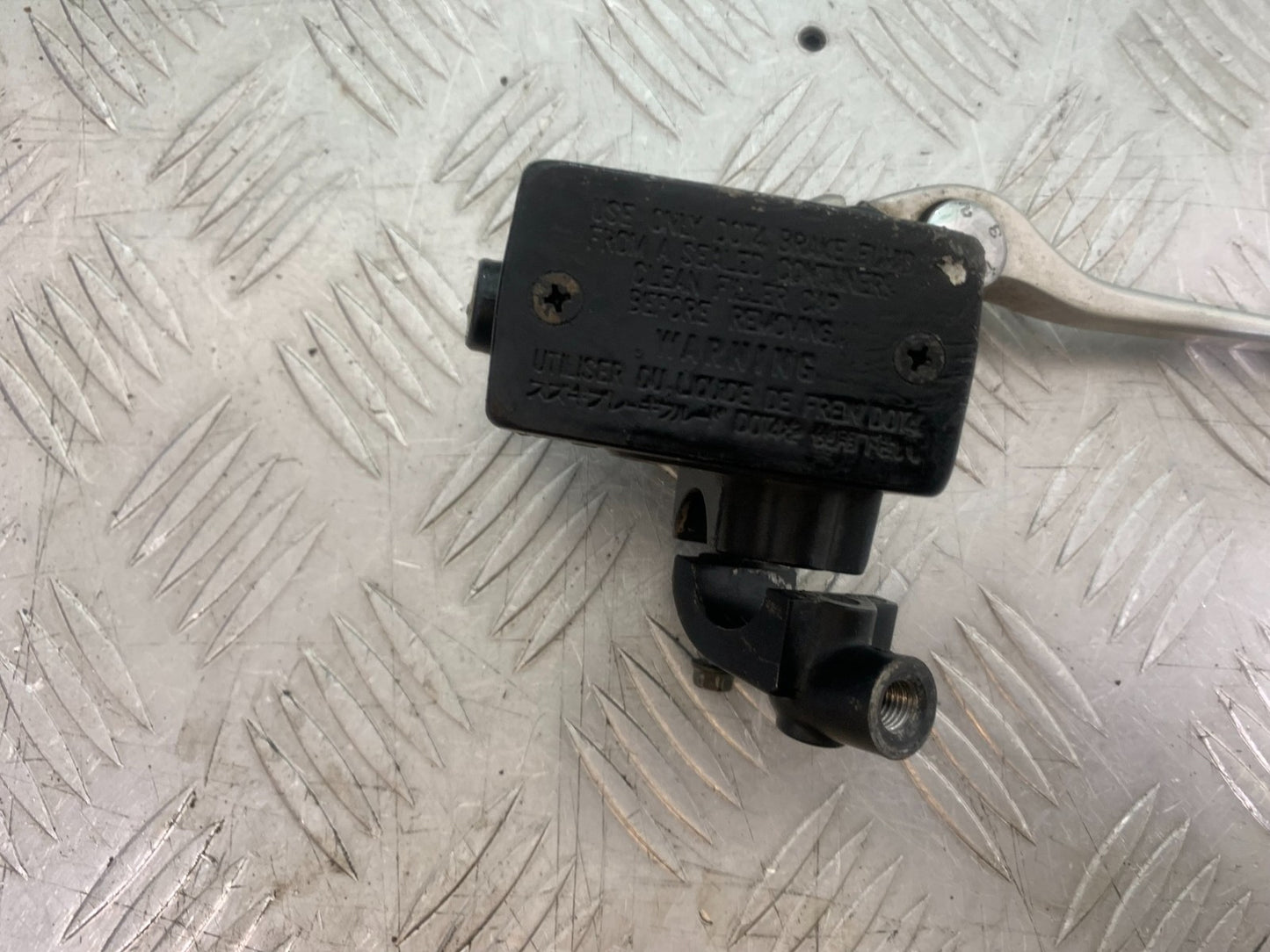 SUZUKI GS500 GS 500 FRONT BRAKE MASTER CYLINDER    YEAR 2001-2008 (CMB1254)