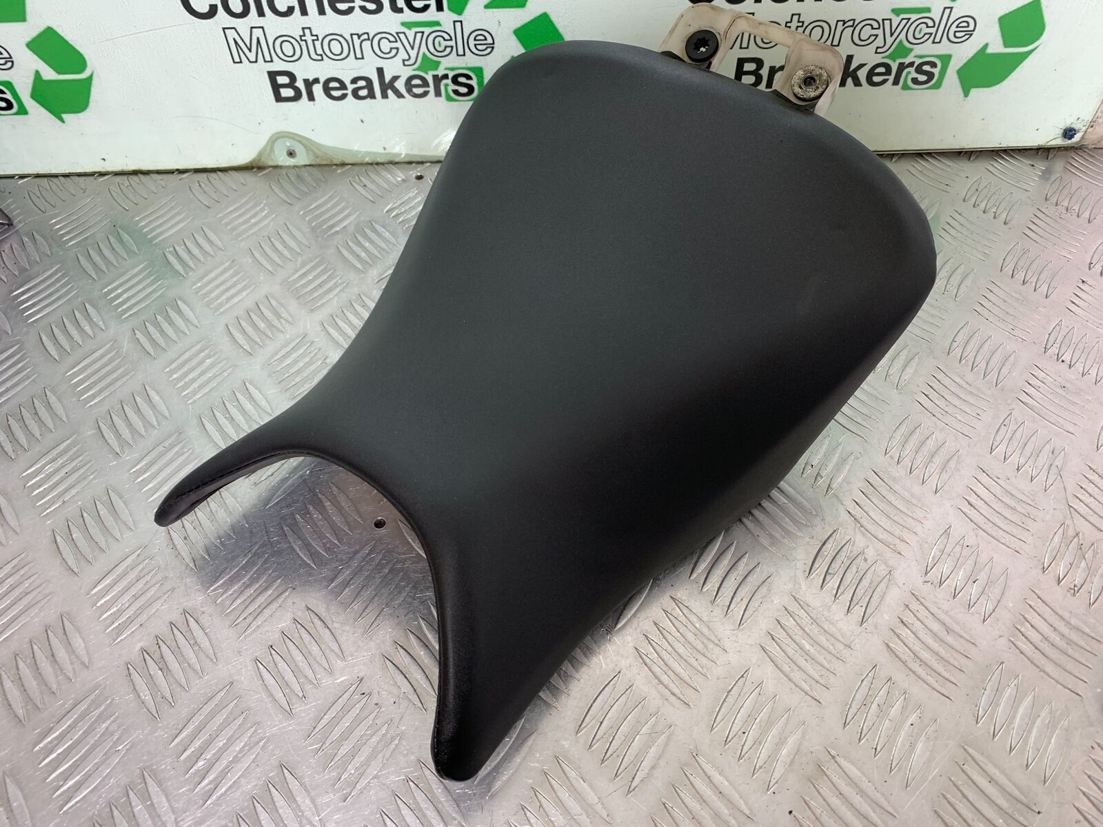 HONDA CBR500R CBR 500 R FRONT SEAT  YEAR 2012-16 (CMB1048)