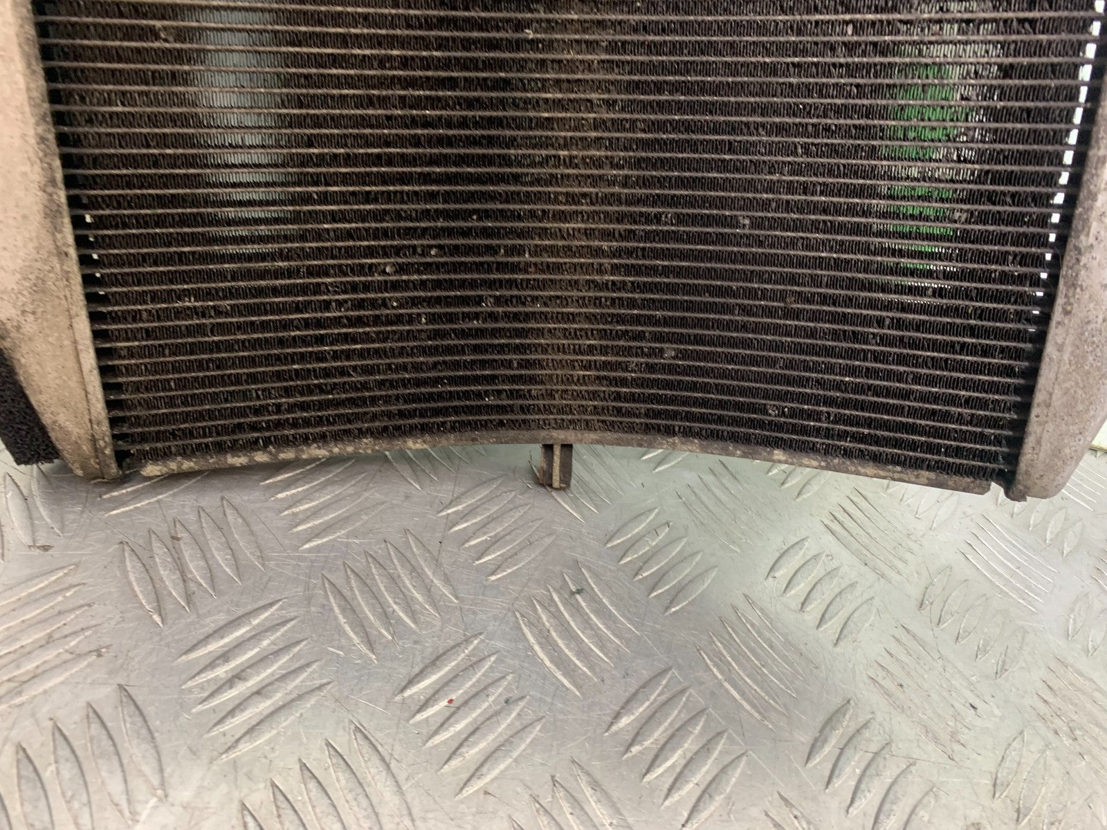 KAWASAKI ZX10R ZX10 R RADIATOR    2008-2010 (CMB1301)
