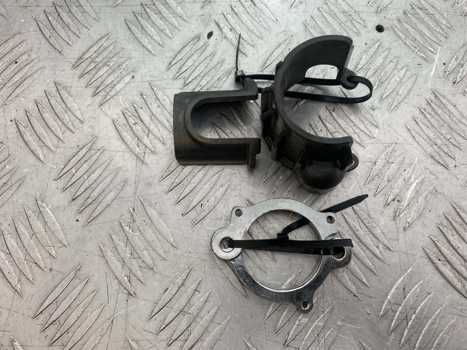 BSA 650 GOLD STAR EXHAUST CLAMP  YEAR 2022-2025 (CMB1262)