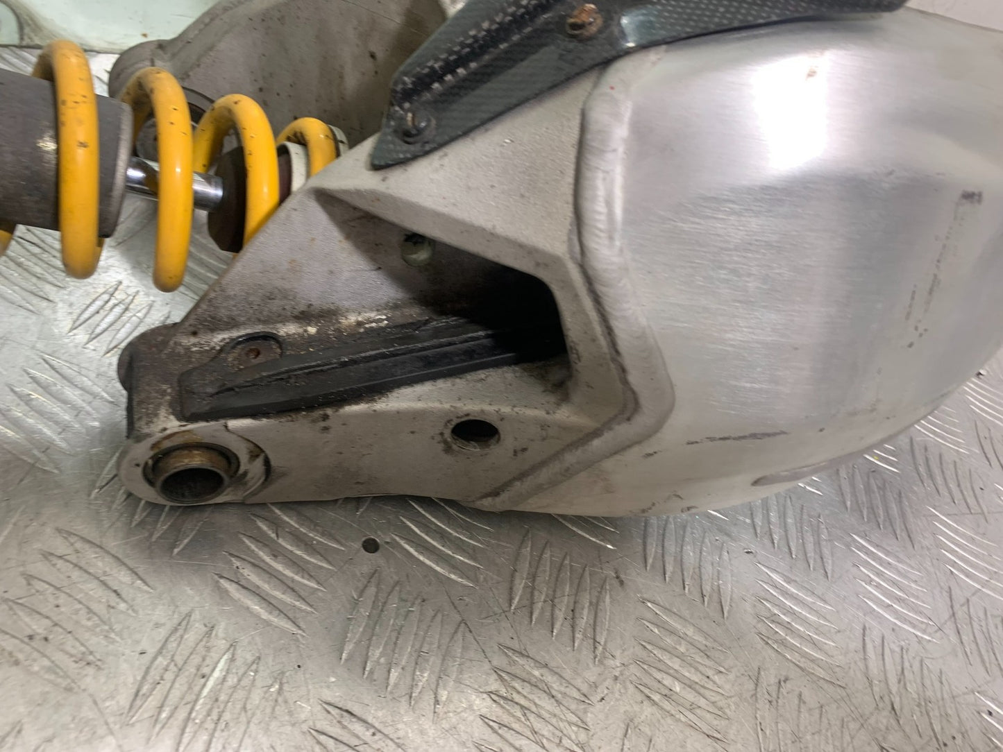 DUCATI 848 SWINGARM SHOCK AND LINKAGE   YEAR 2008-2010 (CMB1323)