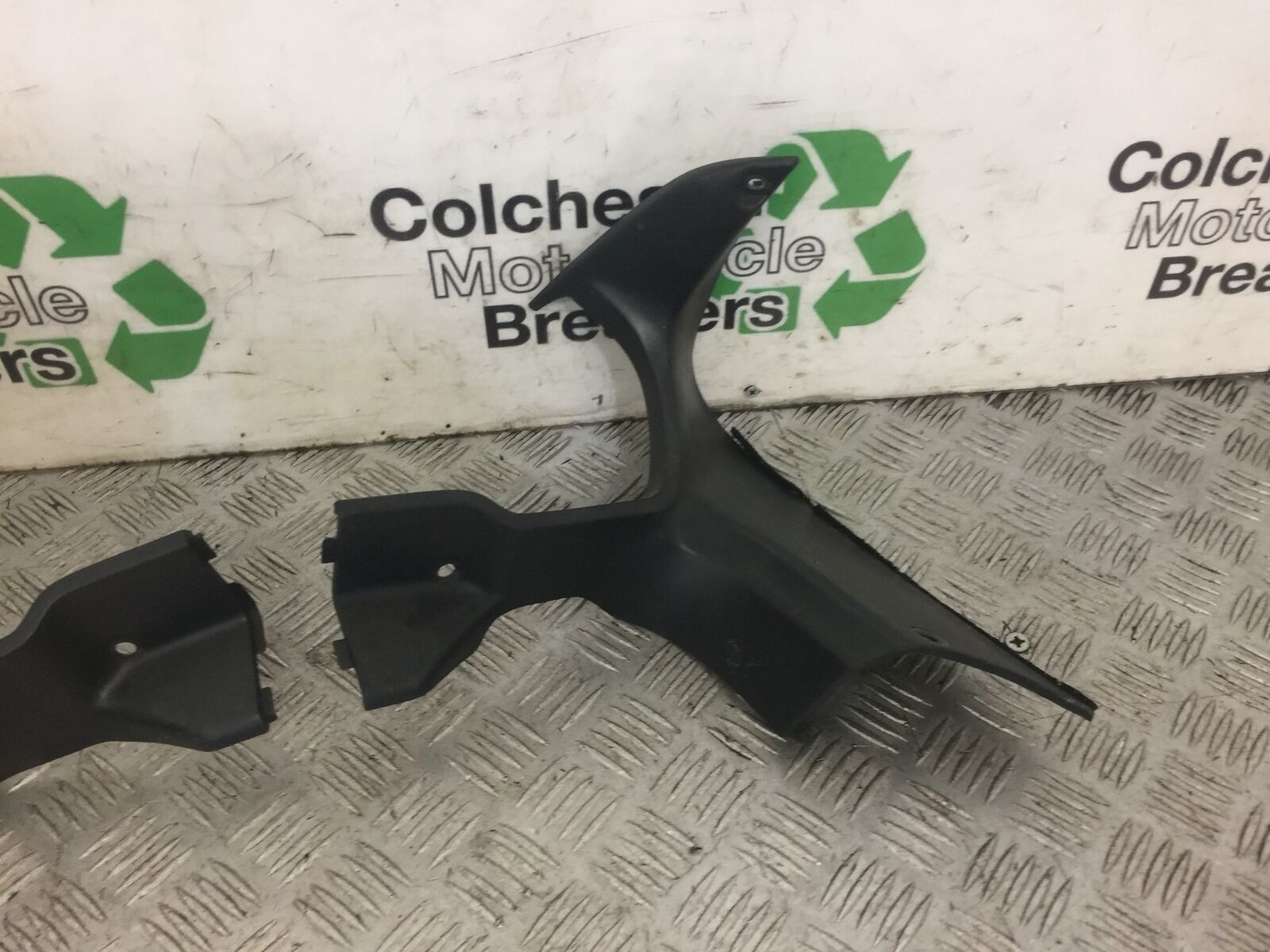 HONDA CBR1100 BLACKBIRD TOP FAIRING INFILLS  YEAR 2002 (STOCK 461)