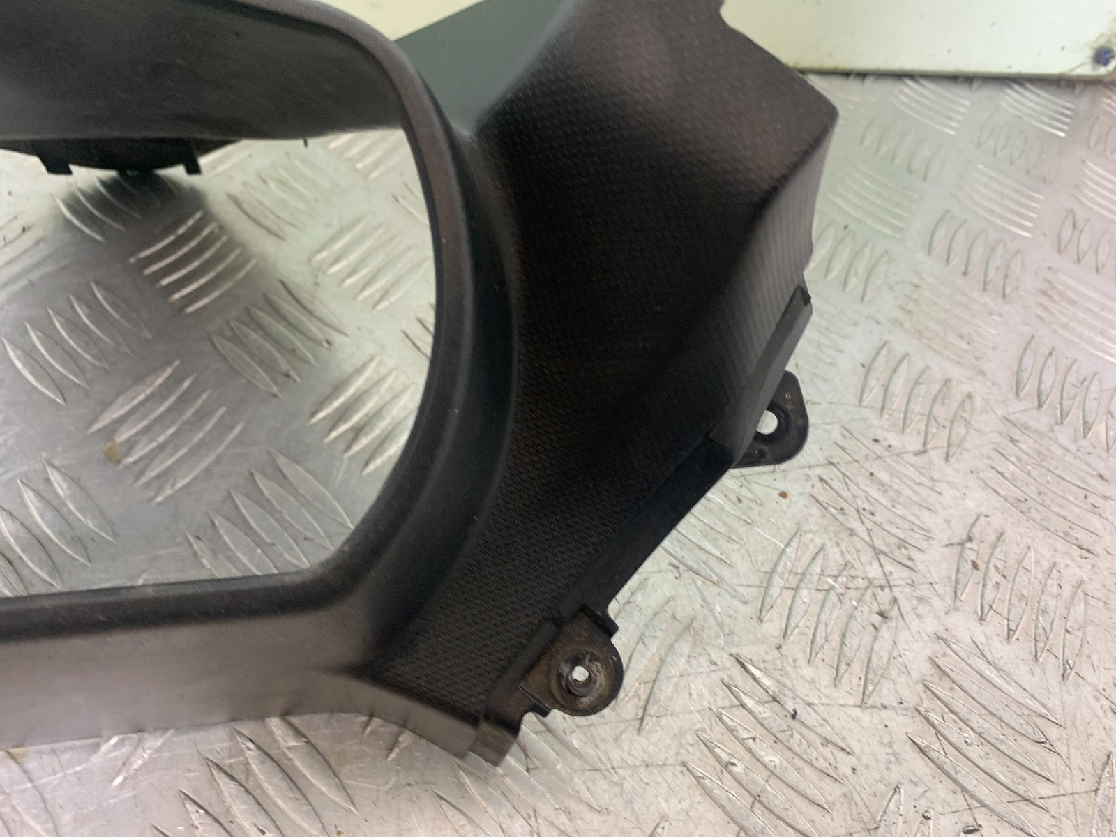KAWASAKI ER6 F ER6F CLOCK SURROUND   YEAR 2005-2008 (CMB1277)