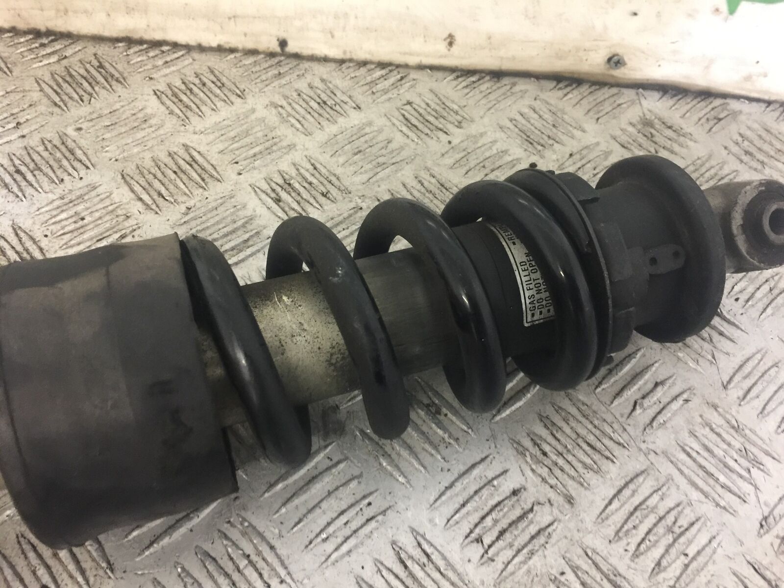 HONDA CB600 CB 600 F-8 HORNET REAR SHOCK 2010 (STOCK 669)