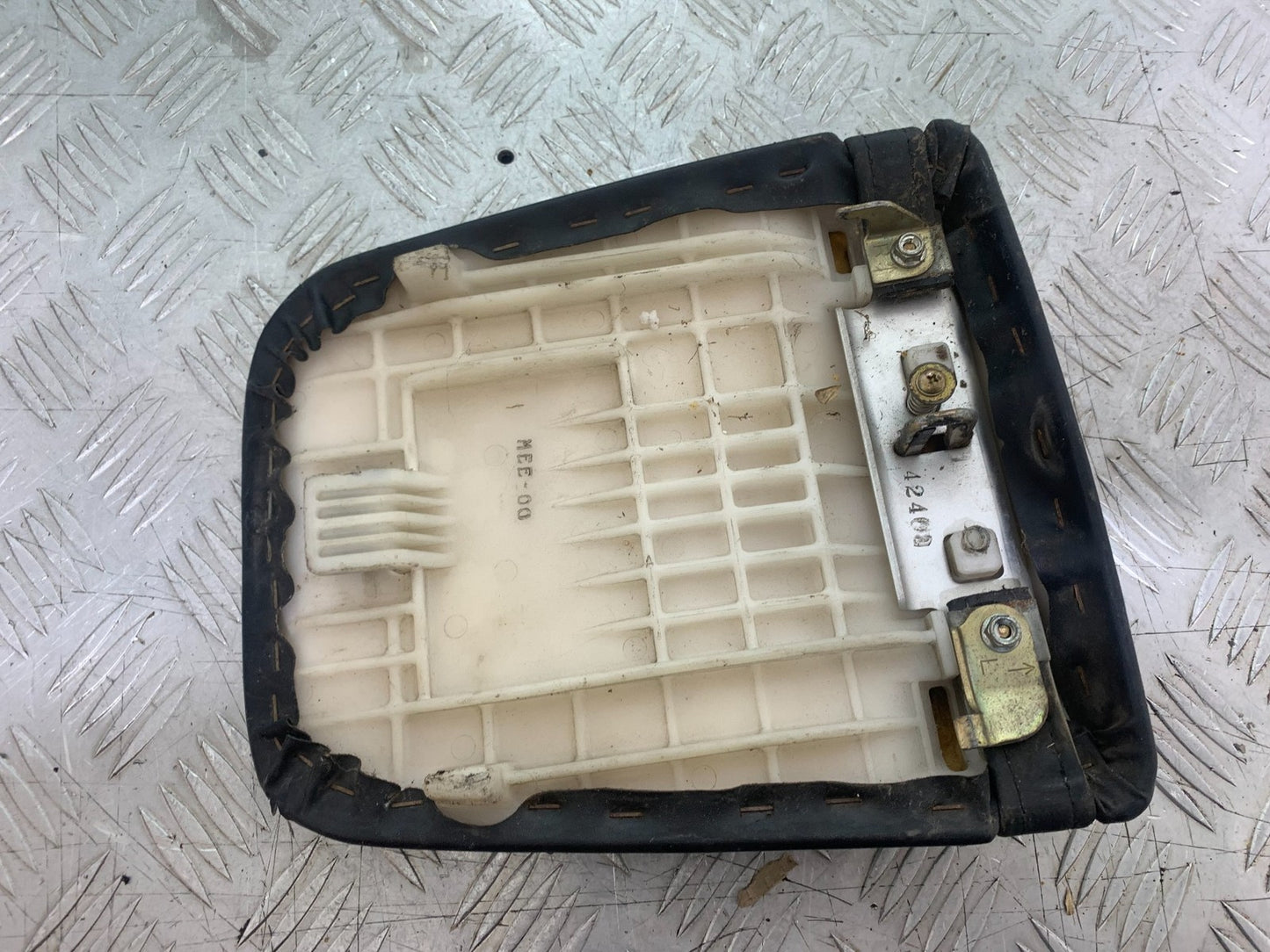 HONDA CBR600 CBR 600 RR REAR SEAT   YEAR 2003-2004 CMB1173)