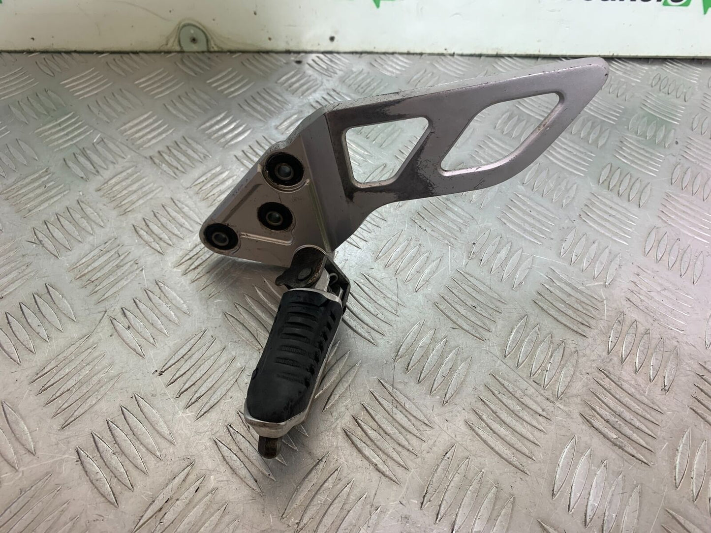 SUZUKI GSF1250 GSF 1250 BANDIT FRONT LEFT HANGER   YEAR 2010-14 (CMB1092)