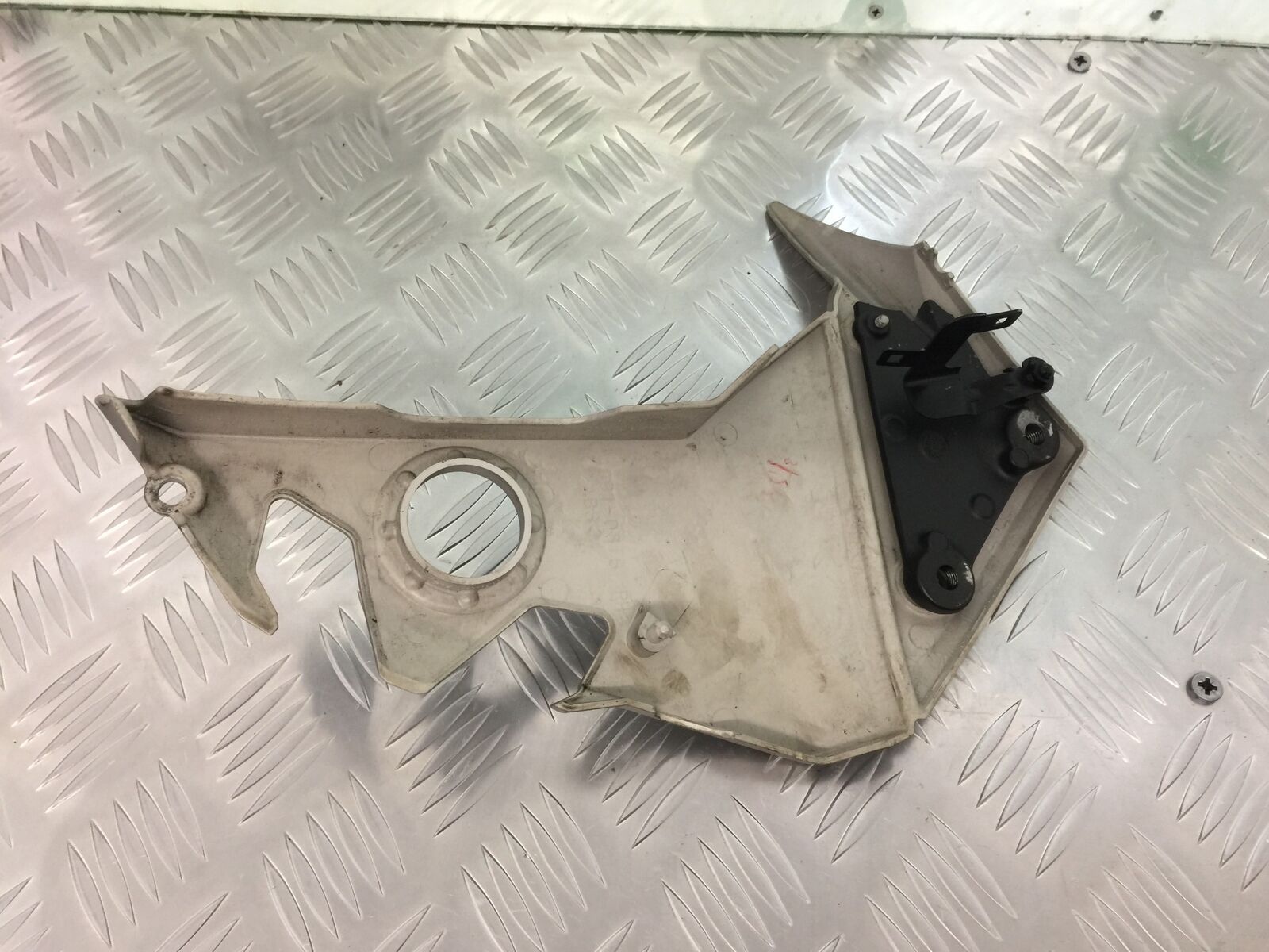 KAWASAKI Z1000 Z 1000 LEFT AND RIGHT FRAME COVERS   YEAR 2007-2009  (STOCK 927)