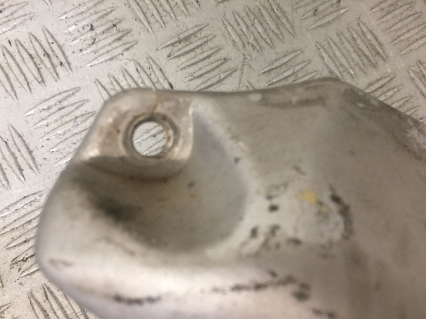 TRIUMPH 955i TIGER SEAT PANEL  YEAR 2001-2006 (STOCK 818)