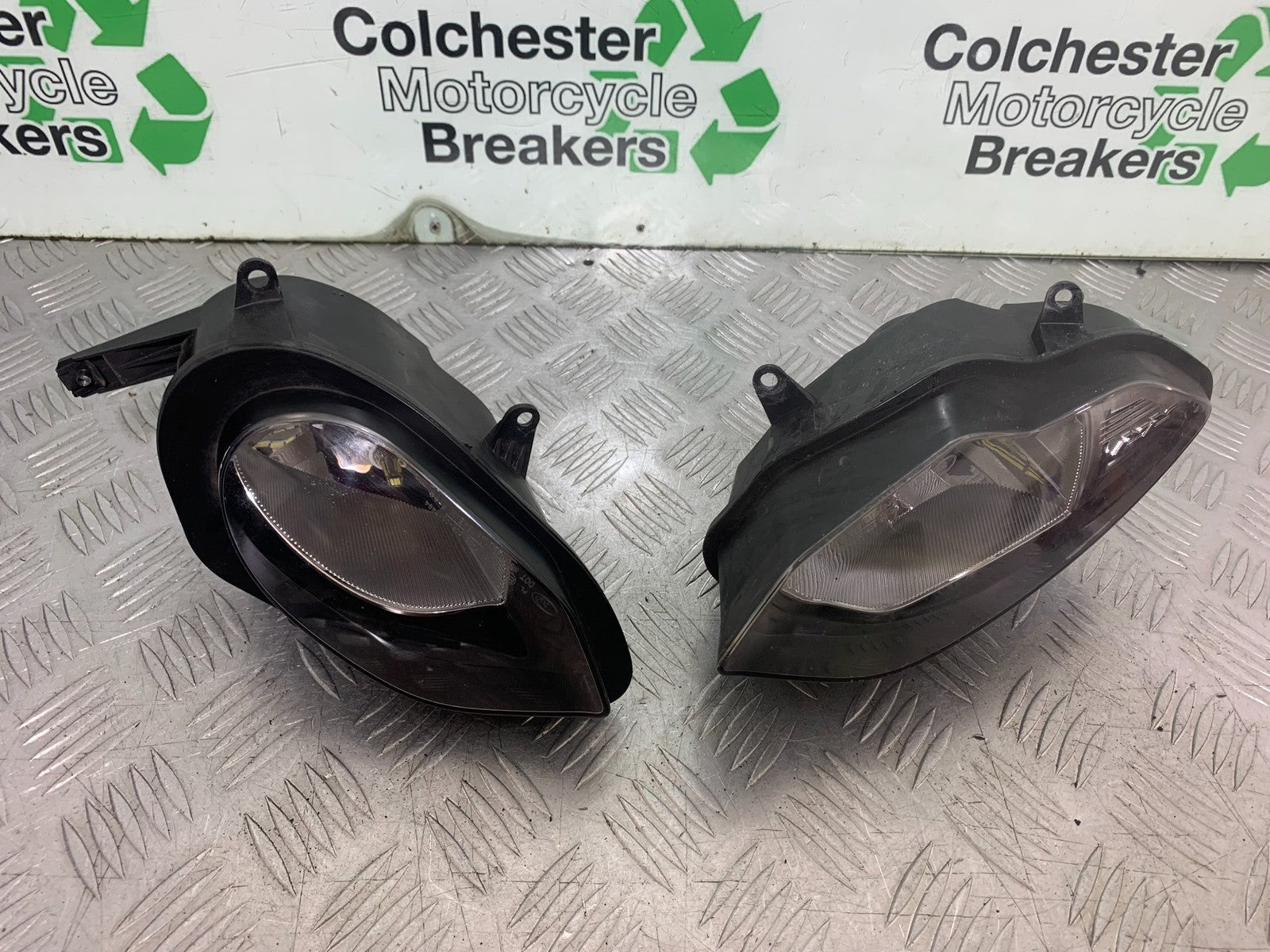 BMW S1000 RR HEADLIGHT   YEAR 2015-2018 (CMB1246)