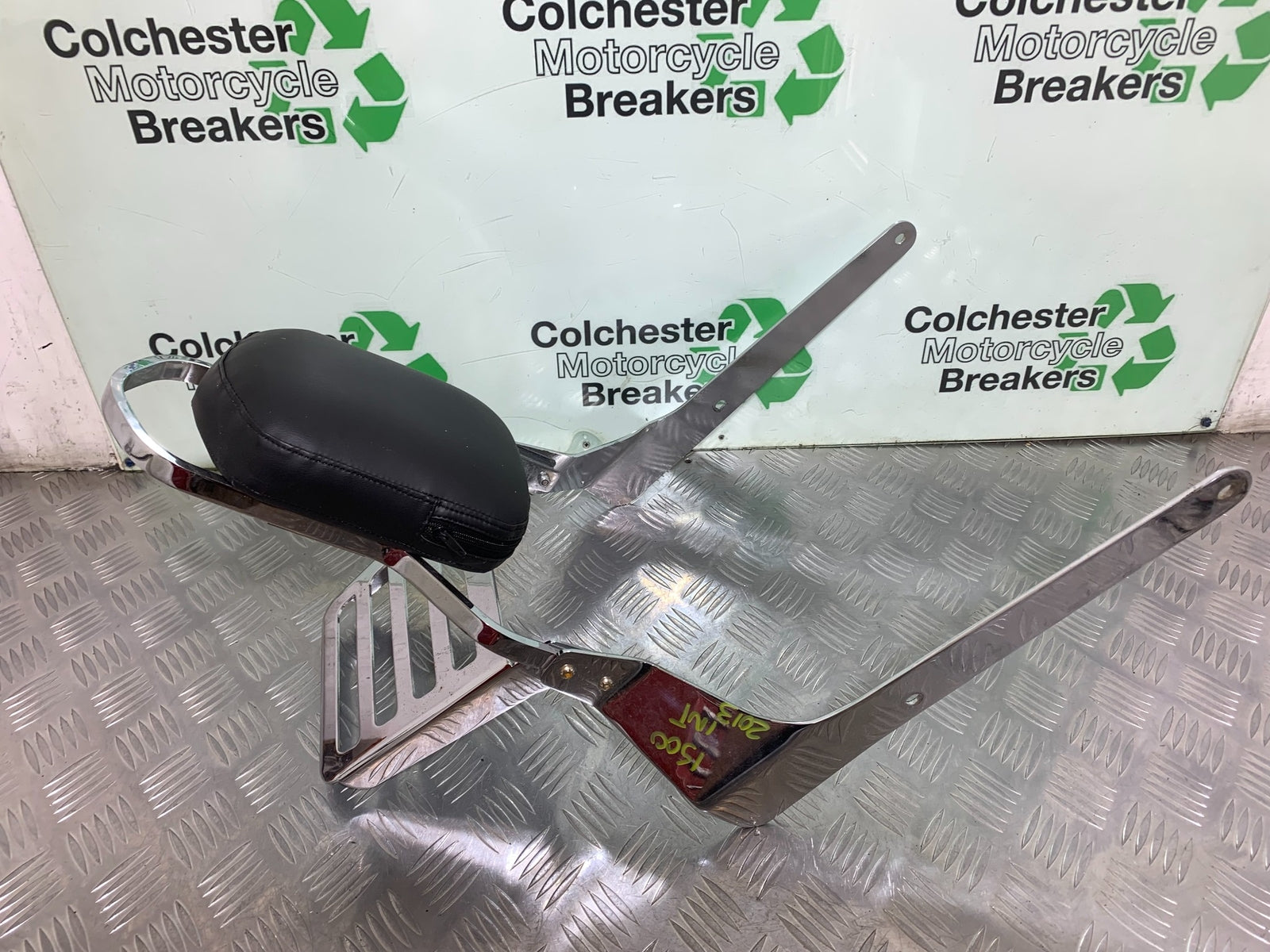 SUZUKI VL1500 VL 1500 INTRUDER RACK SISSY BAR YEAR 2013