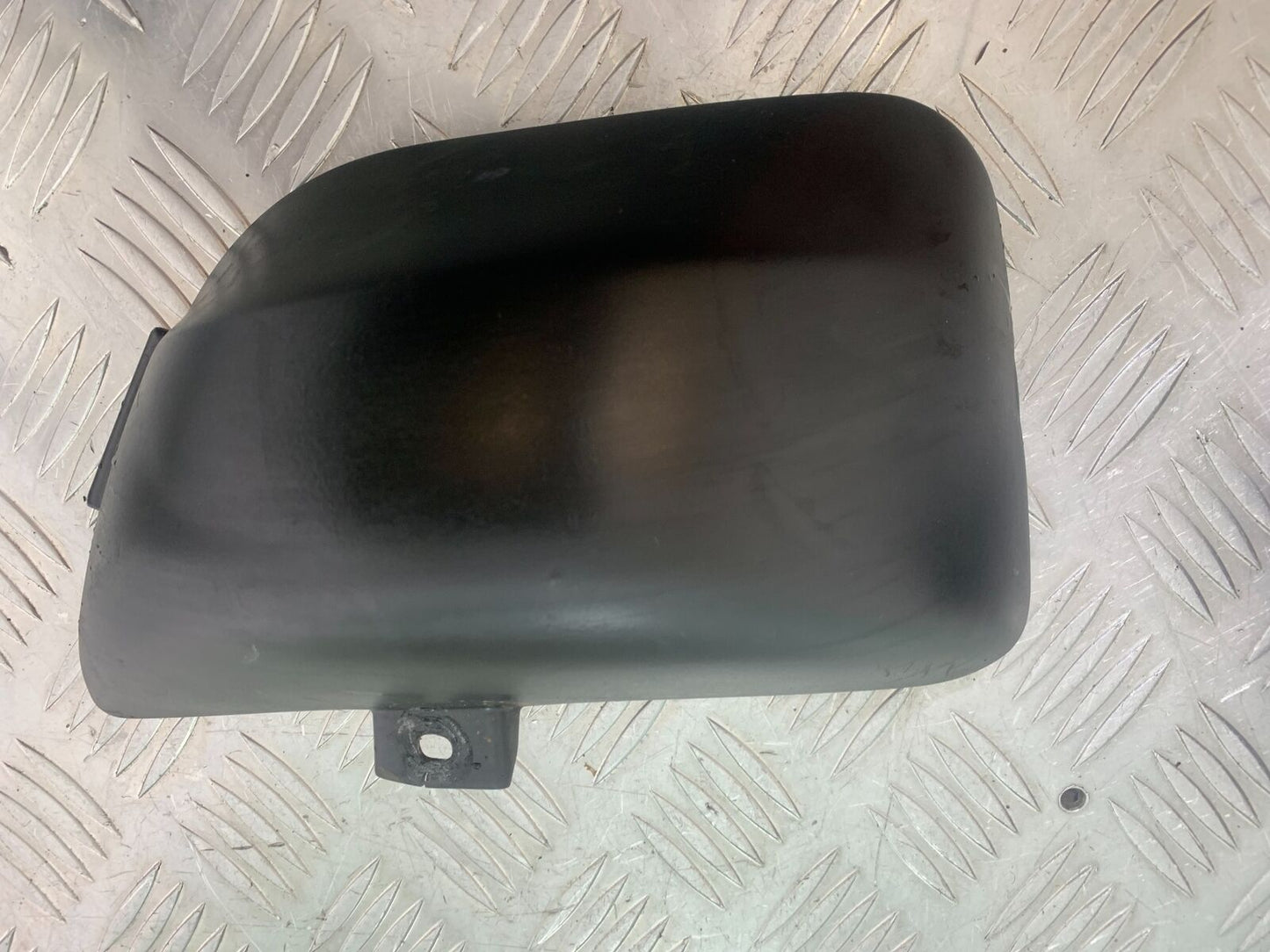 YAMAHA XV535 XV 535 VIRAGO LEFT SIDE PANEL   YEAR 1994-02 (CMB1044)