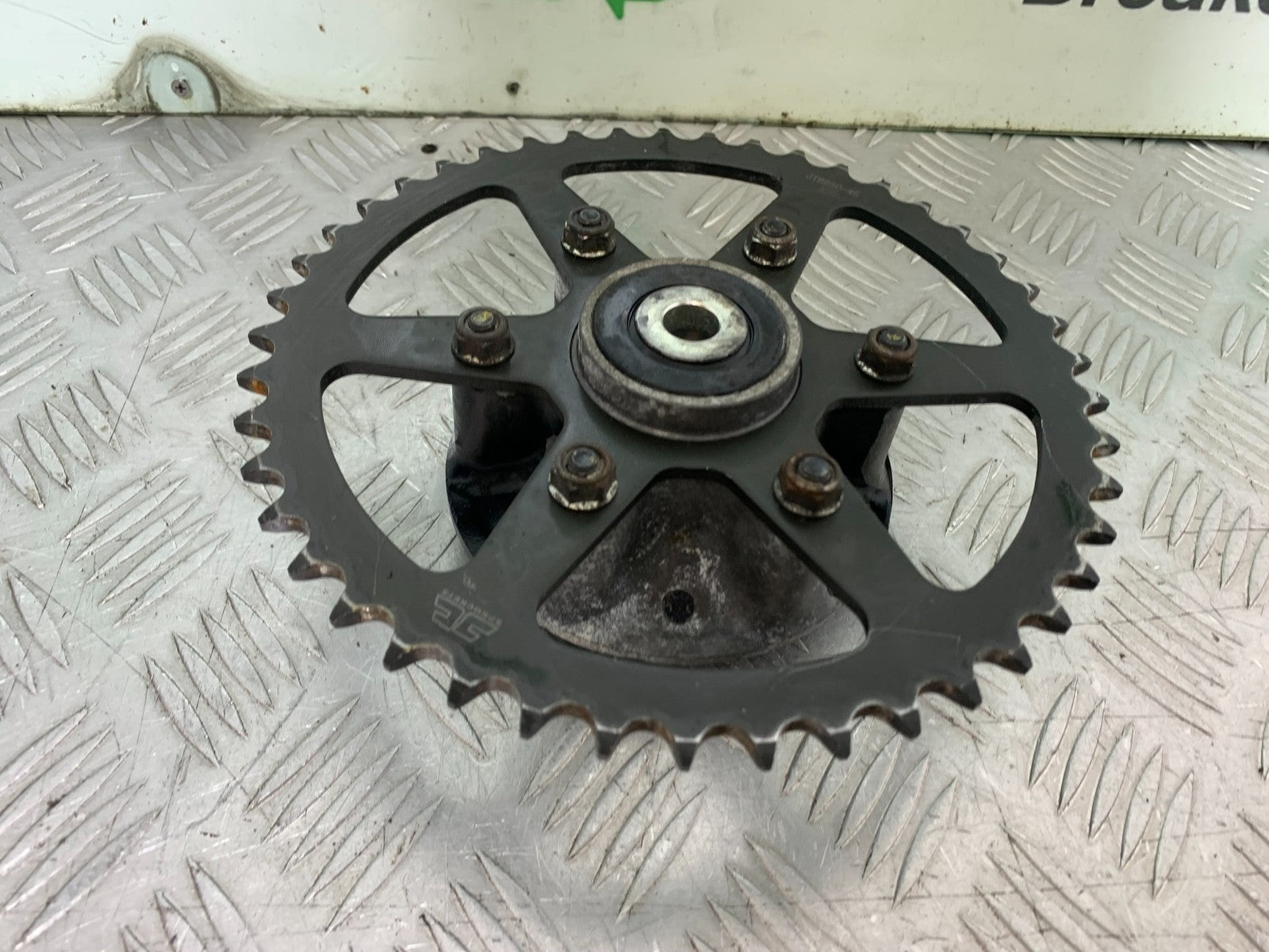 KTM DUKE 125 SPROCKET CARRIER  YEAR 2017-2022 (CMB1274)