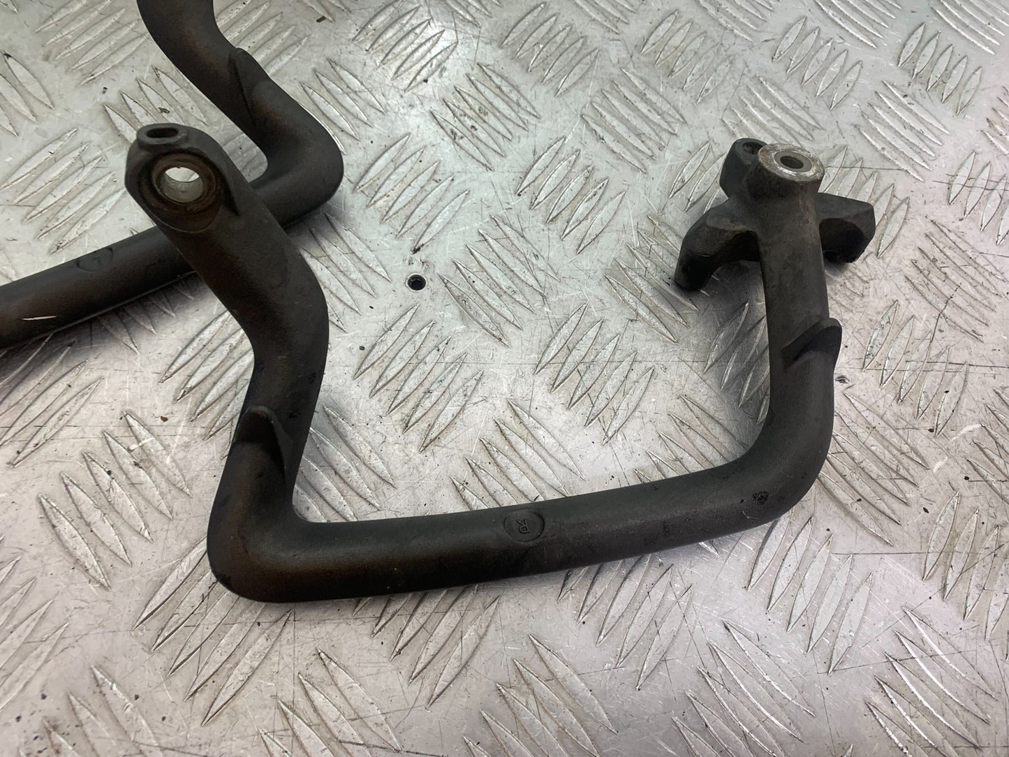 TRIUMPH TIGER 800 XRT GRAB RAILS   2018-2020 (CMB1193)