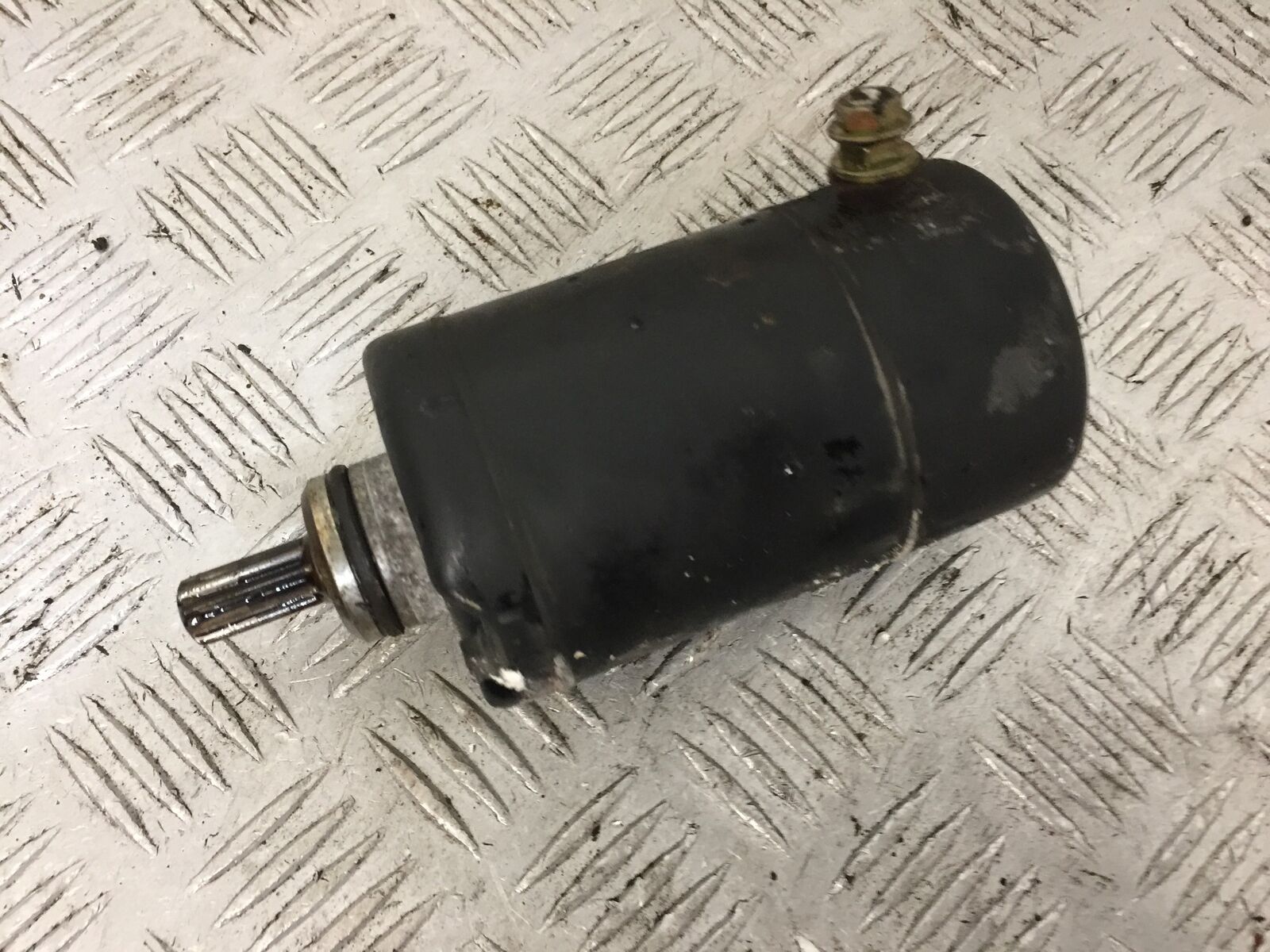 YAMAHA FZS600 FAZER 600 STARTER MOTOR   YEAR 1998-2001(STOCK 878)