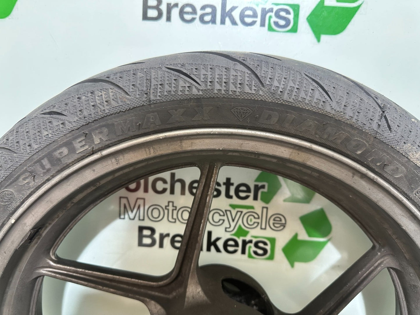 KAWASAKI ER6 F ER6F FRONT WHEEL AND TYRE YEAR 2005-2008 (CMB1178)