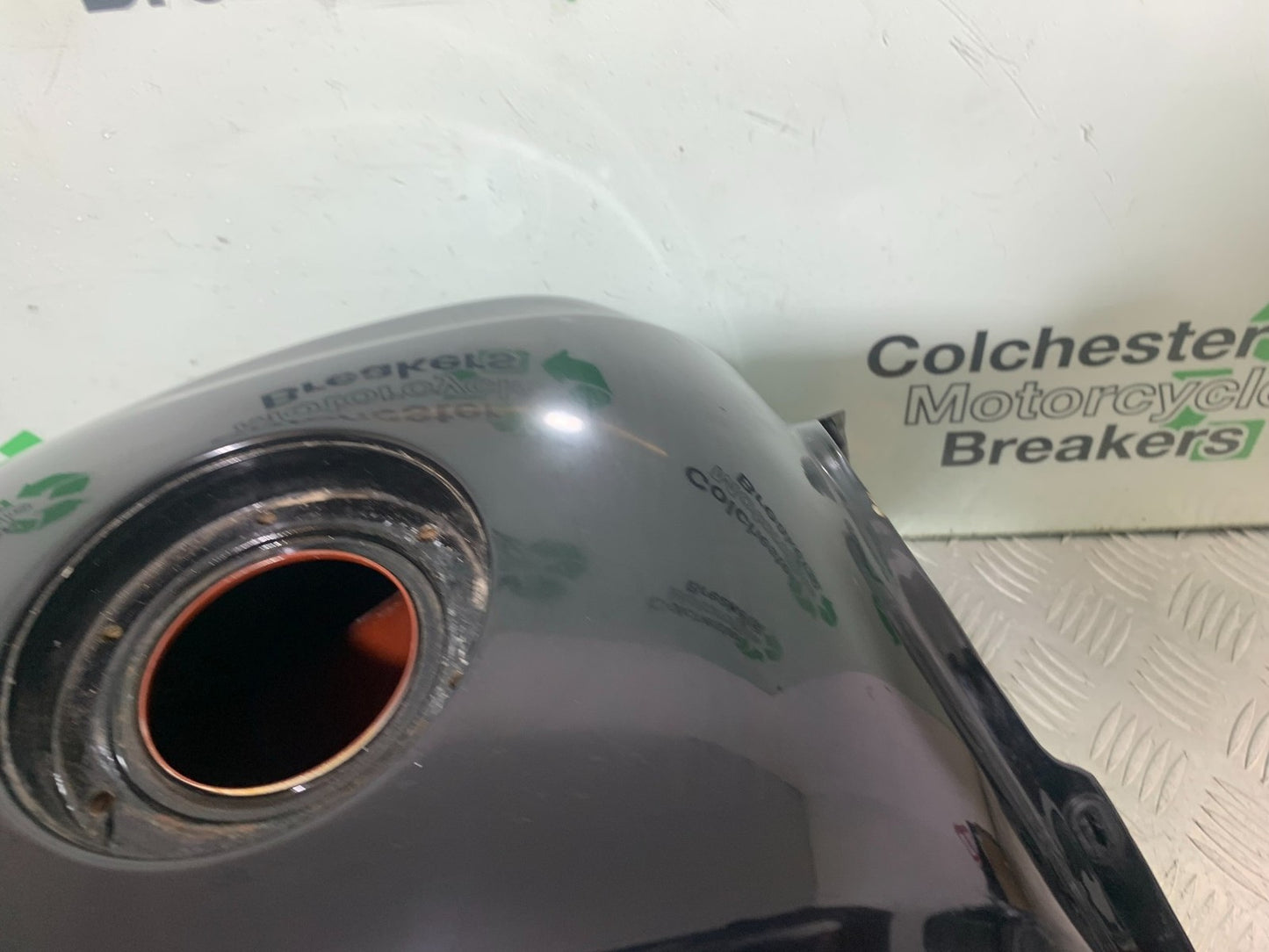 BMW R850 R R850R PETROL TANK  YEAR 1994-2002 (CMB1170)