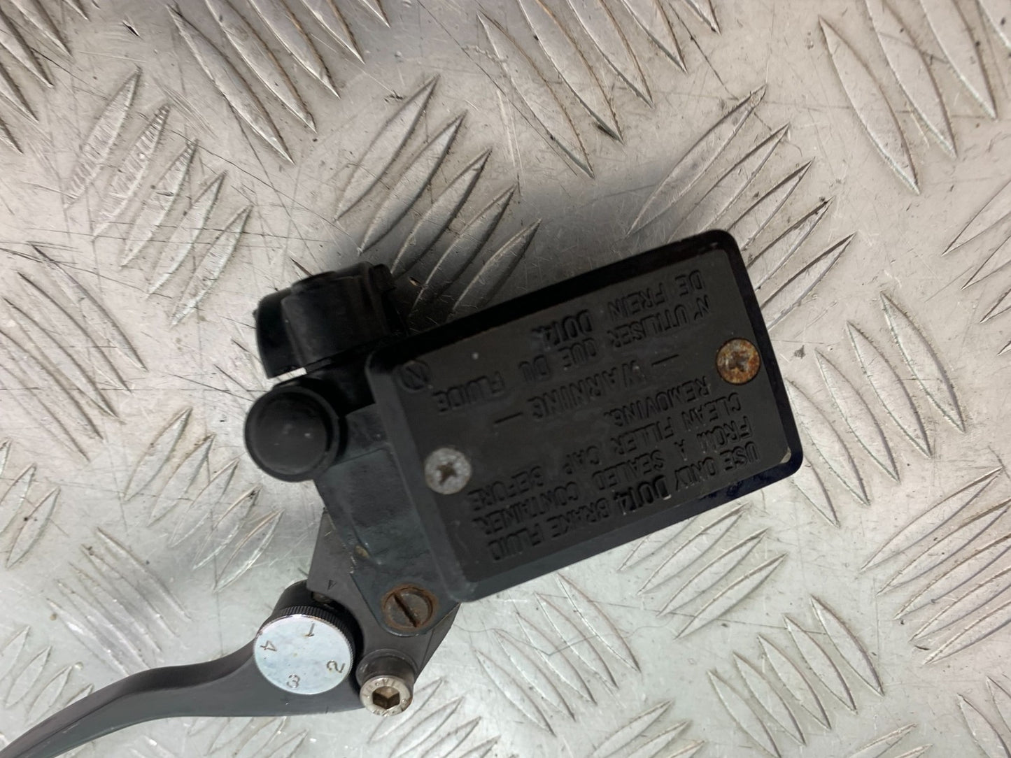 KAWASAKI ZZR1100 D FRONT BRAKE MASTER CYLINDER  YEAR 1993-2001 (CMB1189)