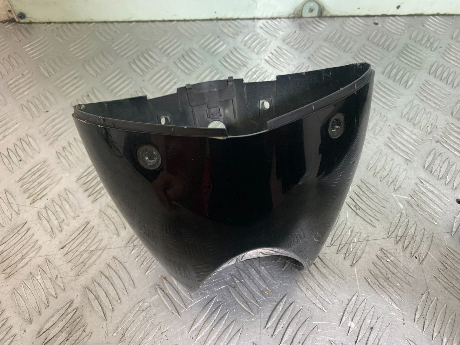 YAMAHA XVS 1300 MIDNIGHT STAR HEADLIGHT BACKING YEAR 2007-16 (CMB1200)