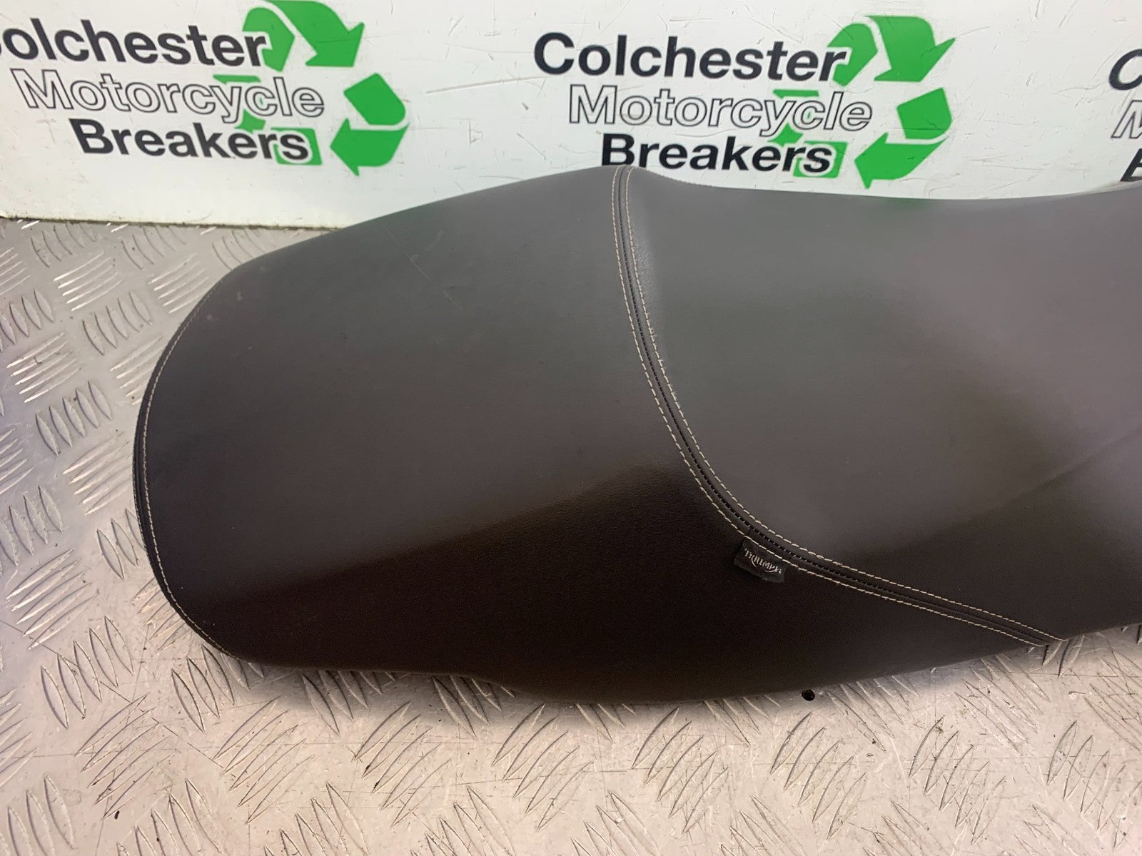 TRIUMPH 1050 SPRINT GT SEAT  YEAR 2010-2016 (CMB1250)