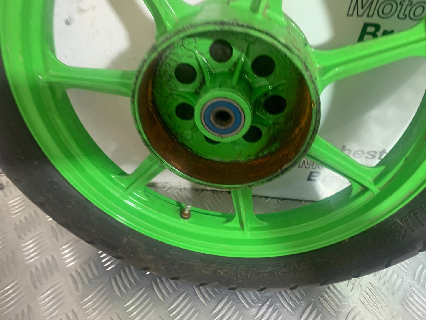 KAWASAKI GT550 GT 550 REAR WHEEL  YEAR 1984-87 (CMB1141)