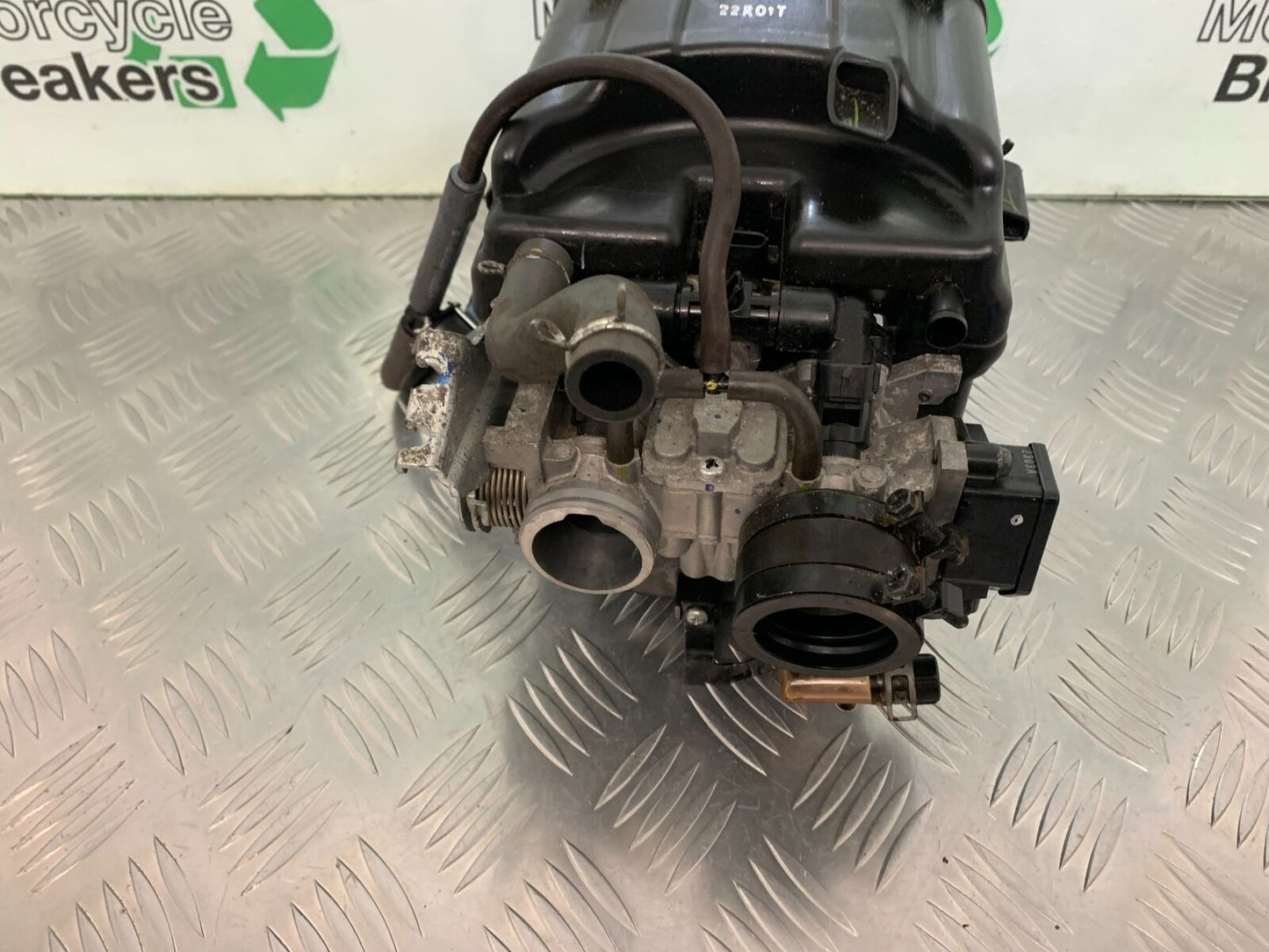 HONDA CB500 F CB500F THROTTLE BODIES  YEAR 2022 (STOCK 951)
