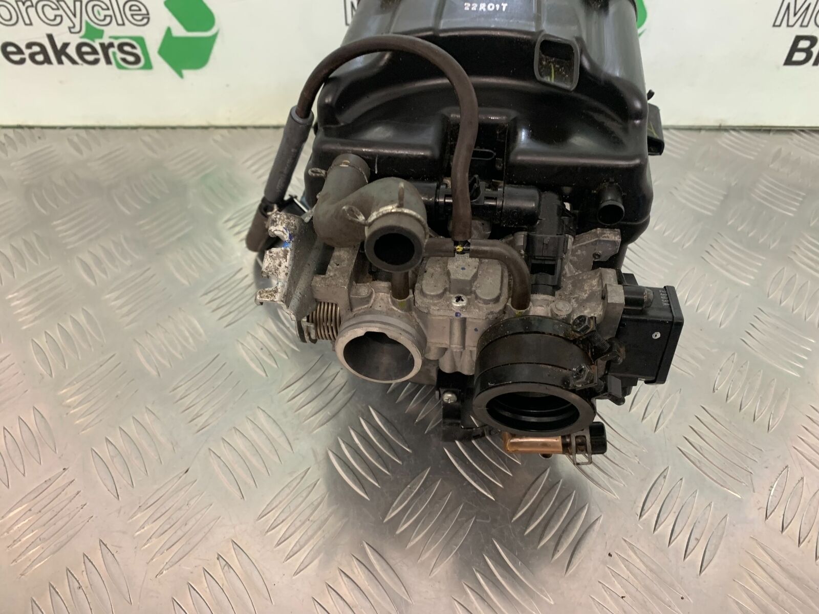 HONDA CB500 F CB500F THROTTLE BODIES  YEAR 2022 (STOCK 951)