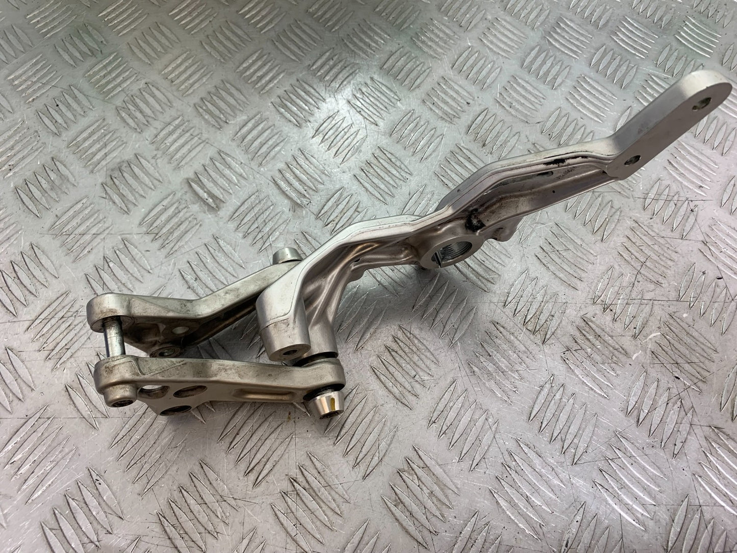 DUCATI 1299 PANIGALE REAR SHOCK LINKAGE   YEAR 2016 (CMB 1187)