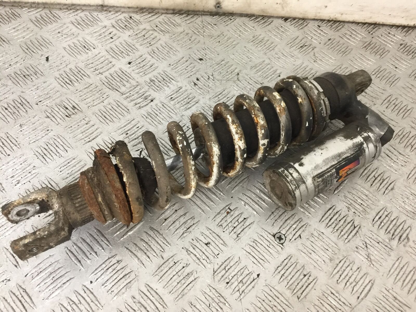 KTM400 KTM 400 LC4-E REAR SHOCK YEAR 2000 (STOCK 898)