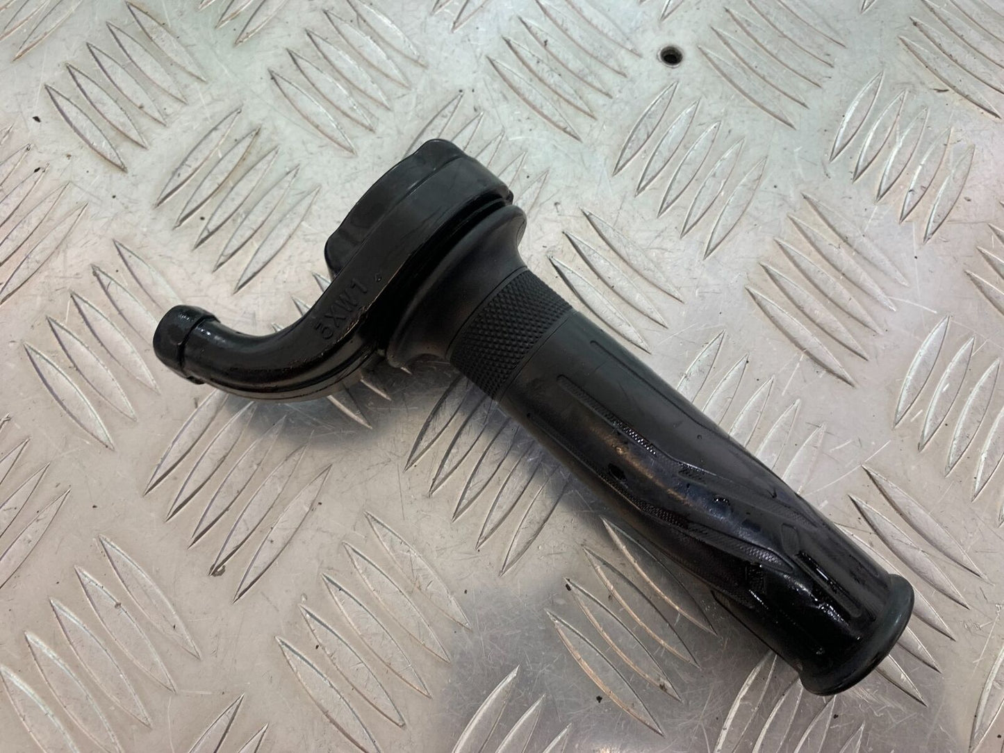 YAMAHA FJR1300 FJR 1300 THROTTLE  YEAR 2001-05 (CMB1005)