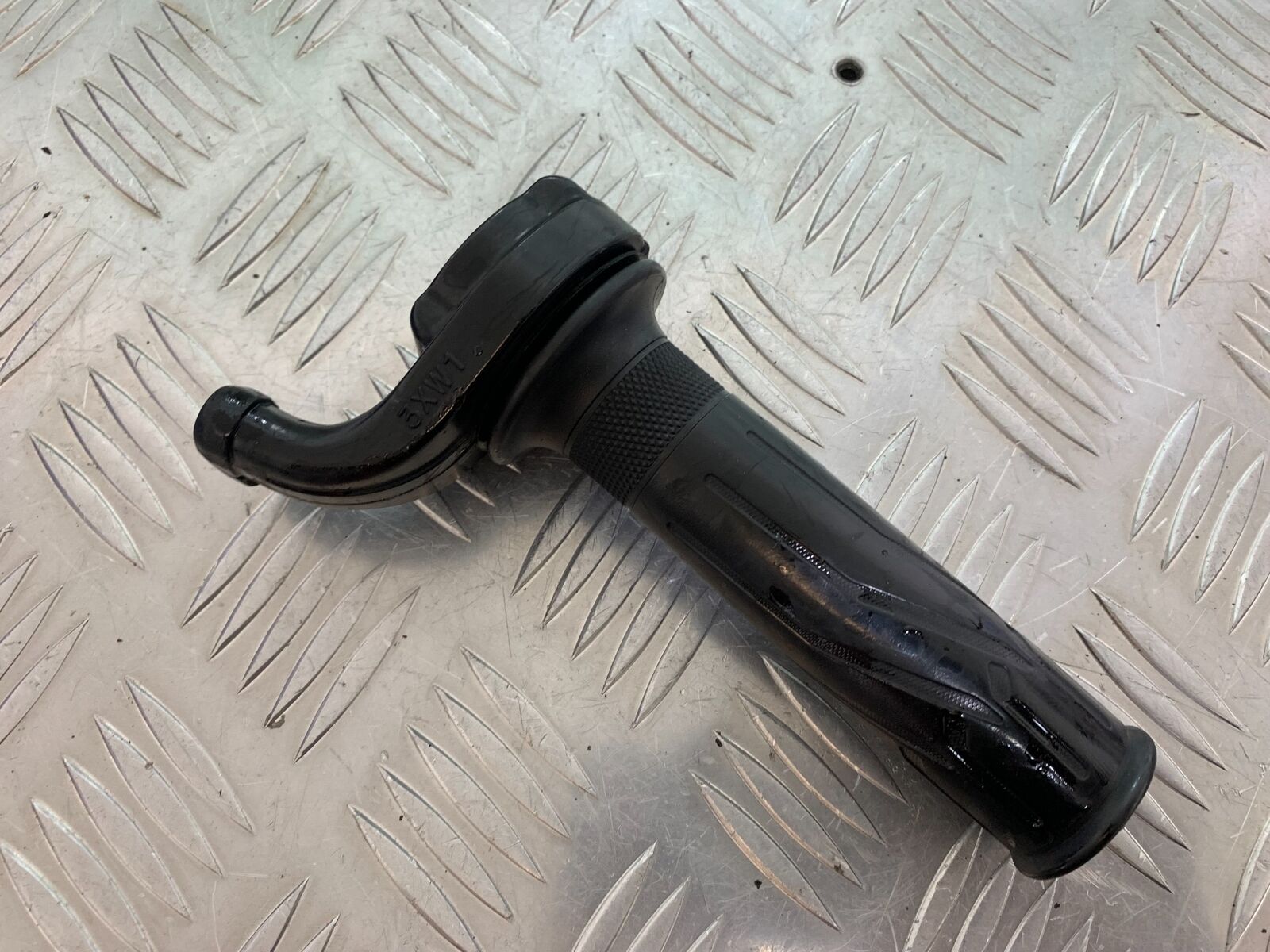 YAMAHA FJR1300 FJR 1300 THROTTLE  YEAR 2001-05 (CMB1005)