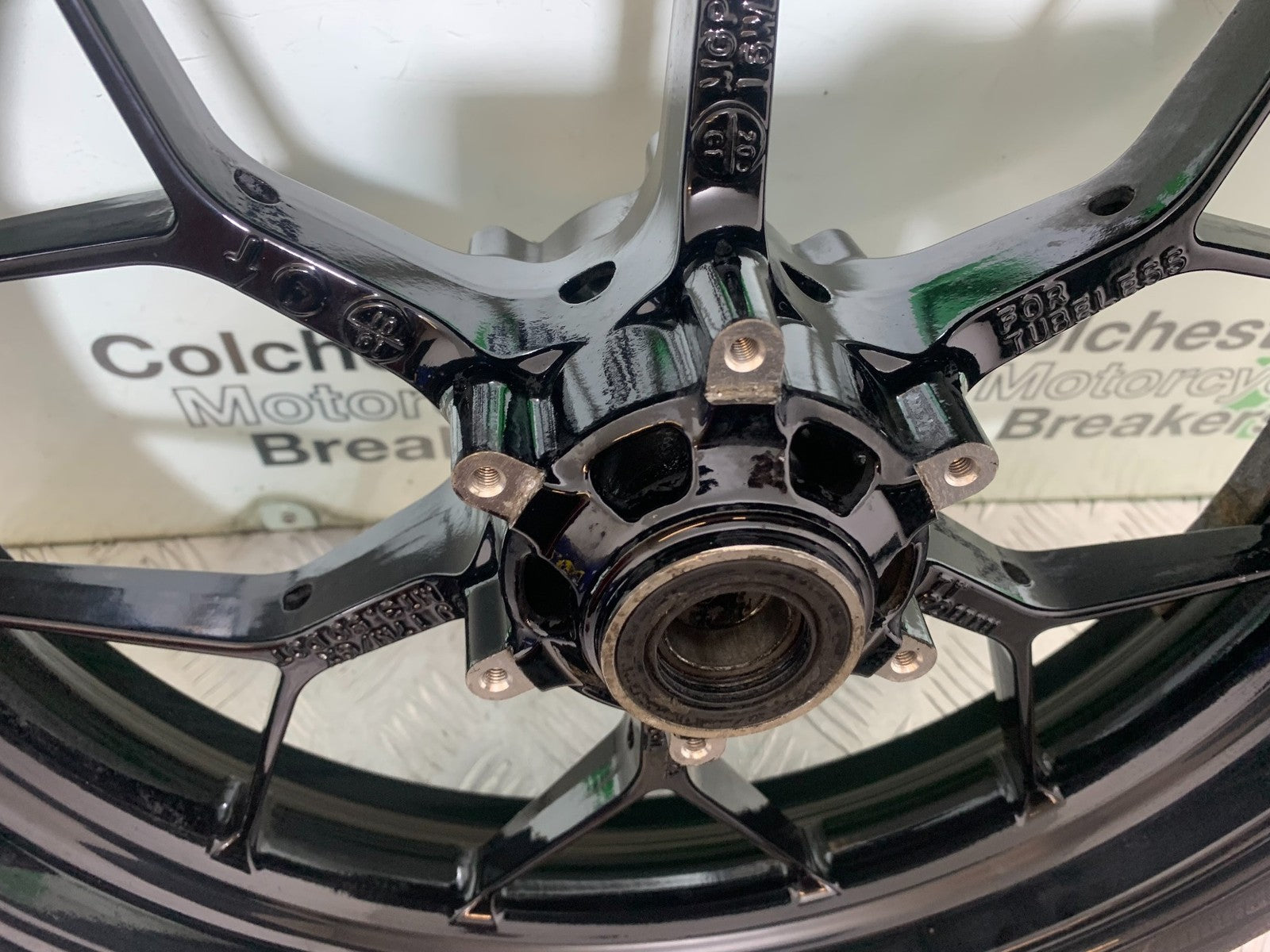HONDA CBR1000 rr FIREBLADE FRONT WHEEL 2012-2016 (CMB1280)