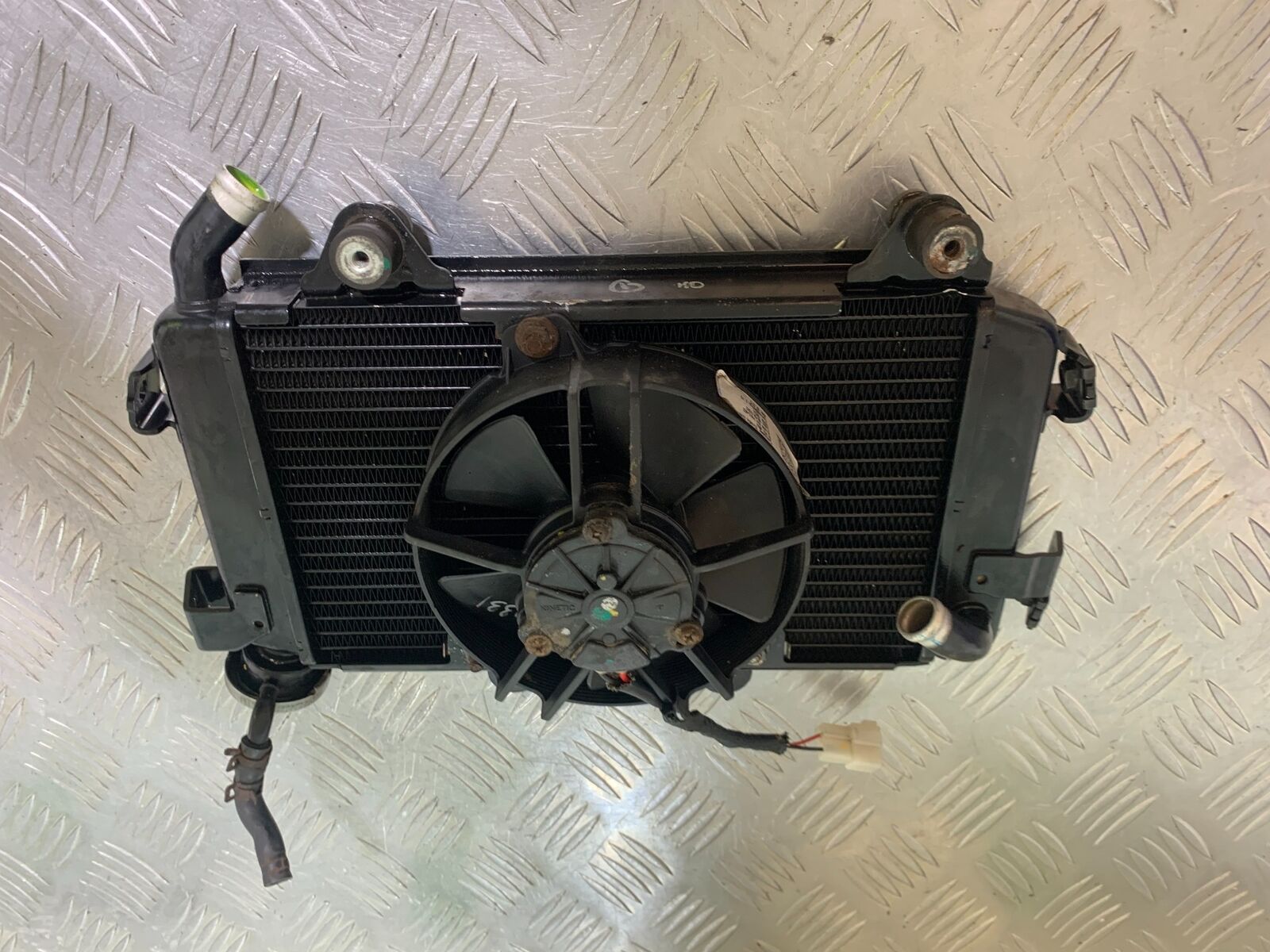 KTM 125 DUKE RADIATOR AND FAN   YEAR 2018-2023 (CMB1083)