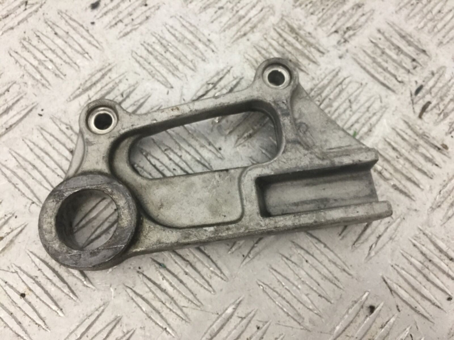 KAWASAKI ZX9R ZX9 E1 REAR CALIPER BRACKET  YEAR 2000 (STOCK 816)