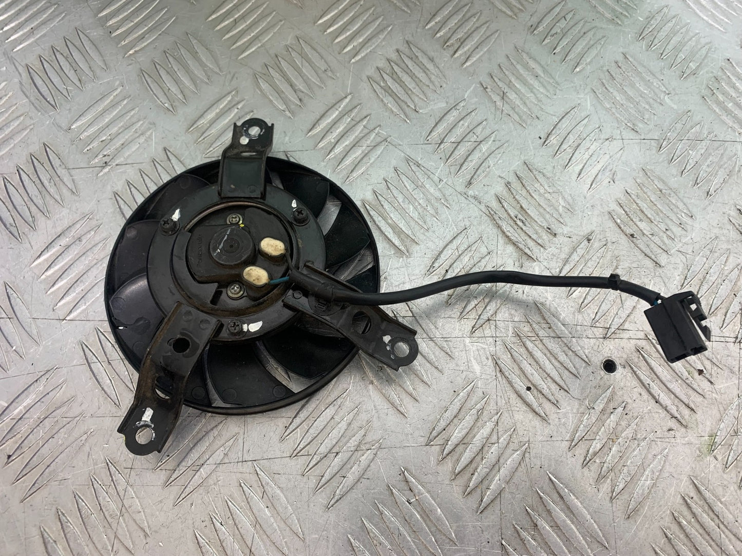 YAMAHA XMAX 300 RADIATOR FAN  YEAR 2017-2020 (CMB1218)