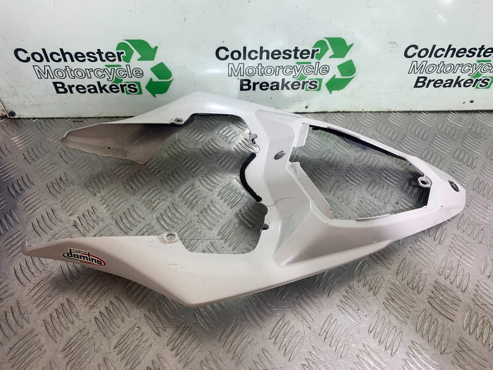 YAMAHA YZF R1 14 B BIG BANG SEAT UNIT   2009-14 (CMB1175)