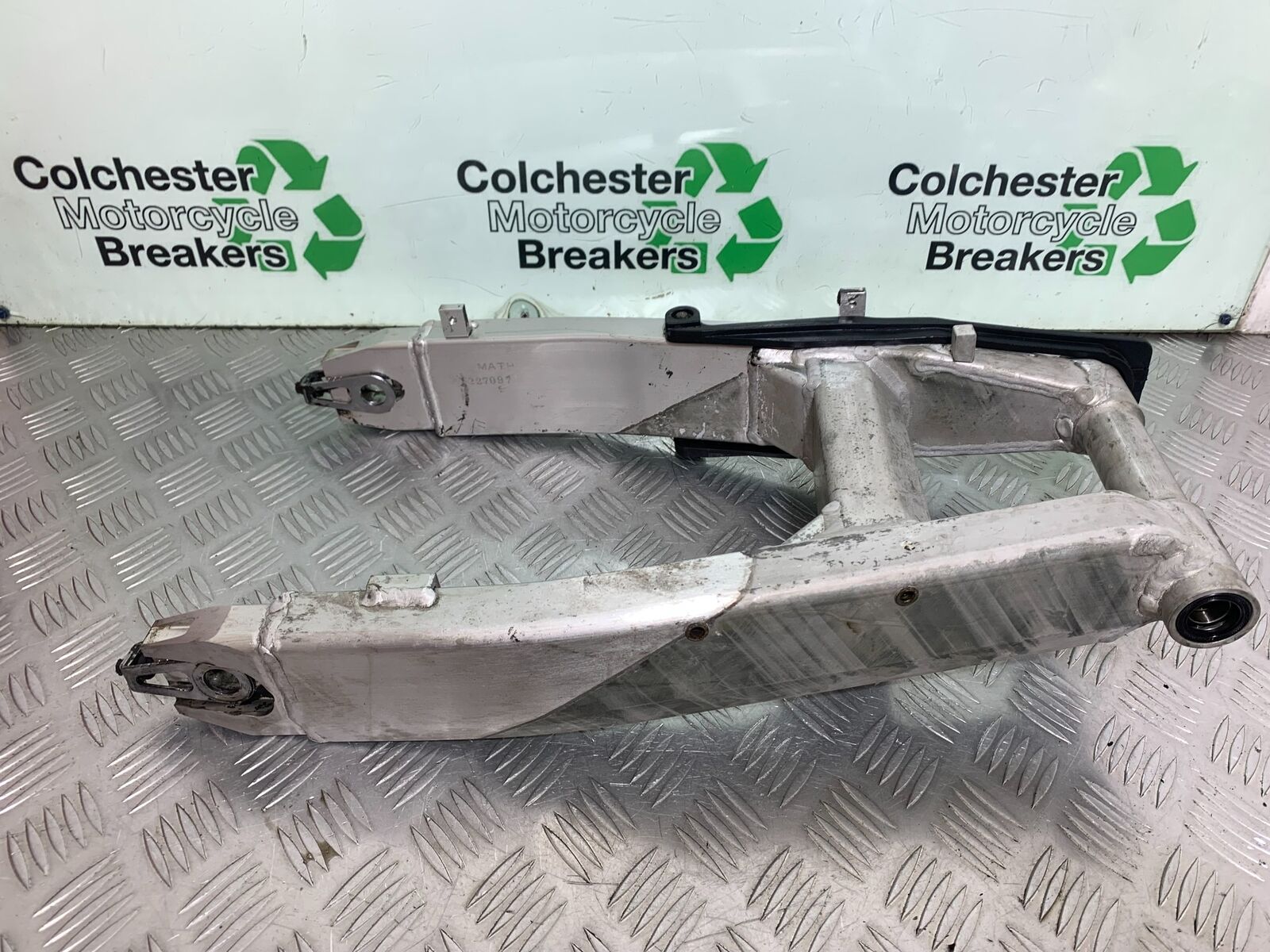 HONDA CBR1100 BLACKBIRD SWINGARM   YEAR 1999-2005 (CMB1103)
