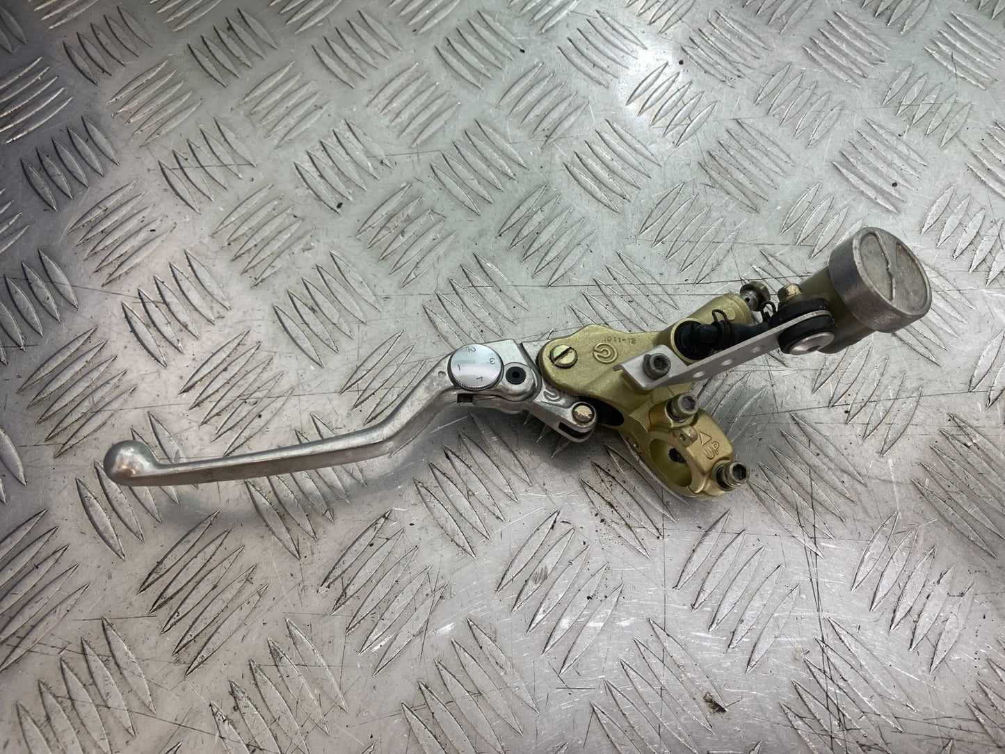 DUCATI 996 SPS 748 916 998 CLUTCH MASTER CYLINDER   1999-2000 (CMB1209)