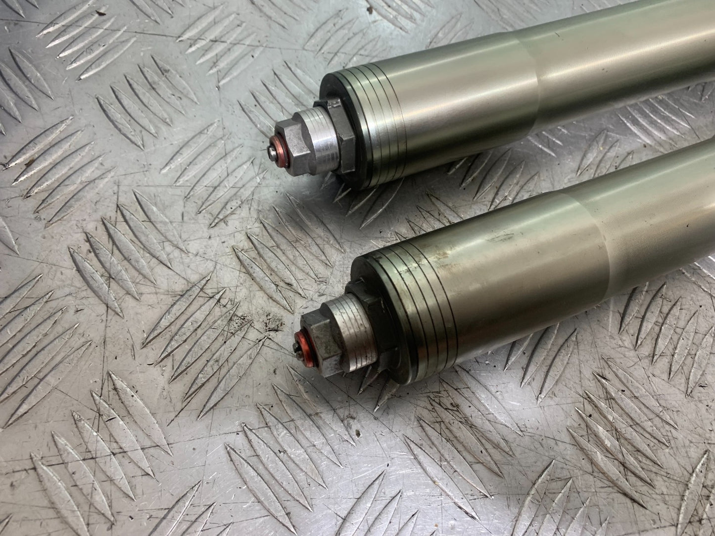 DUCATI 848 FORKS  YEAR 2008-2010 (CMB1323)