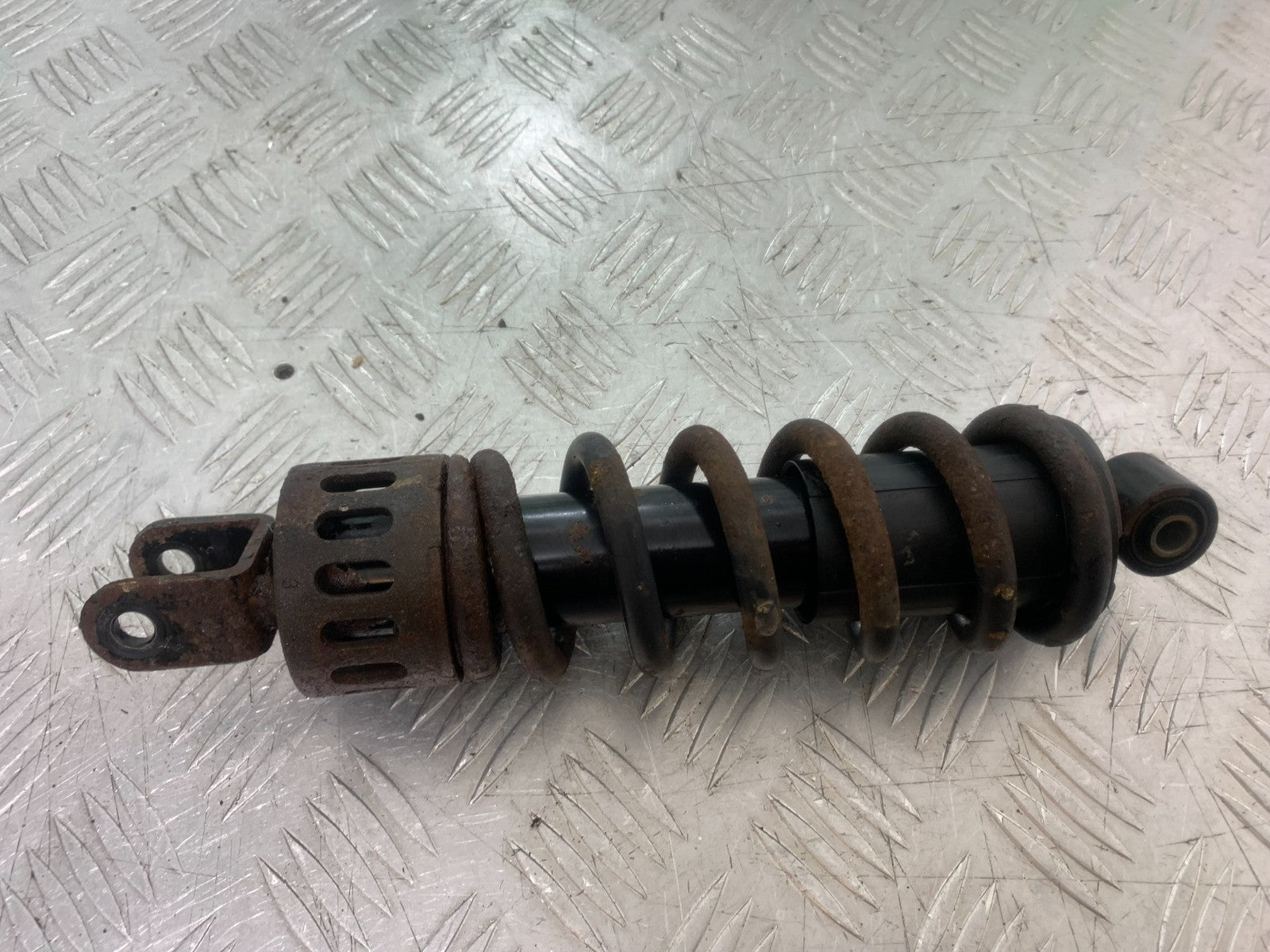 SUZUKI GS500 GS 500 REAR SHOCK  YEAR 2001-2008 (CMB1254)