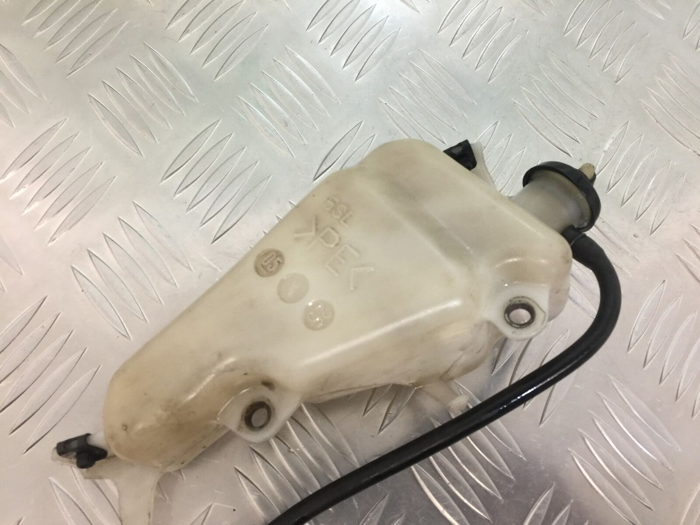 YAMAHA R6 COOLANT BOTTLE YEAR 2004-2005 (STOCK 931)