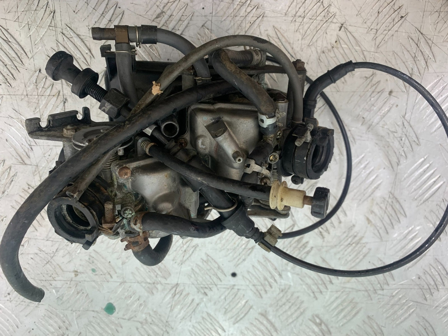 HONDA XL125 VARADERO CARBS   YEAR 2001-2006  (CMB1210)