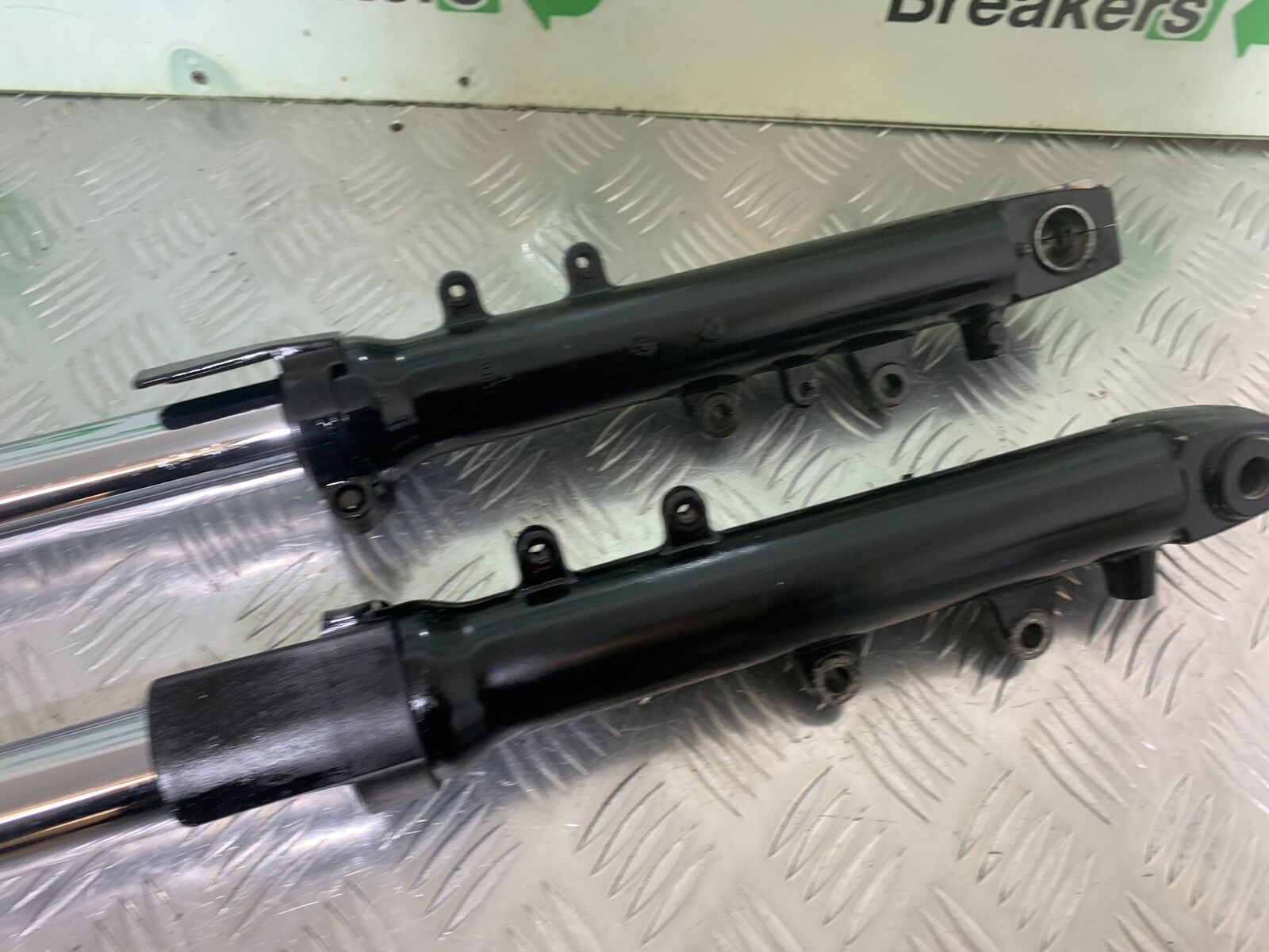 TRIUMPH 600 DAYTONA FORKS   YEAR 2003-2006 (STOCK 999)