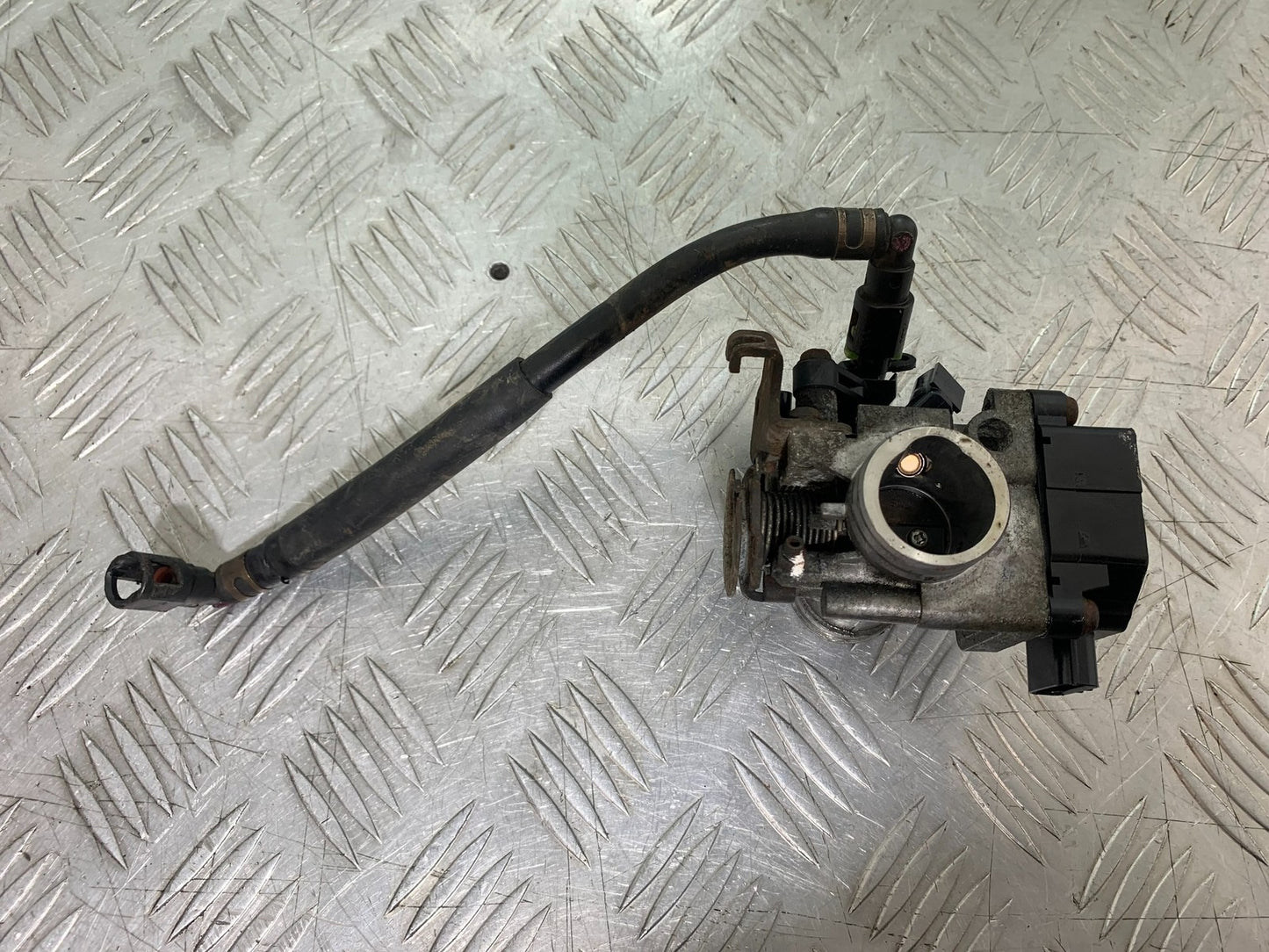 HONDA CBF125 CBF 125 THROTTLE BODY YEAR 2009-14 (CMB1182)