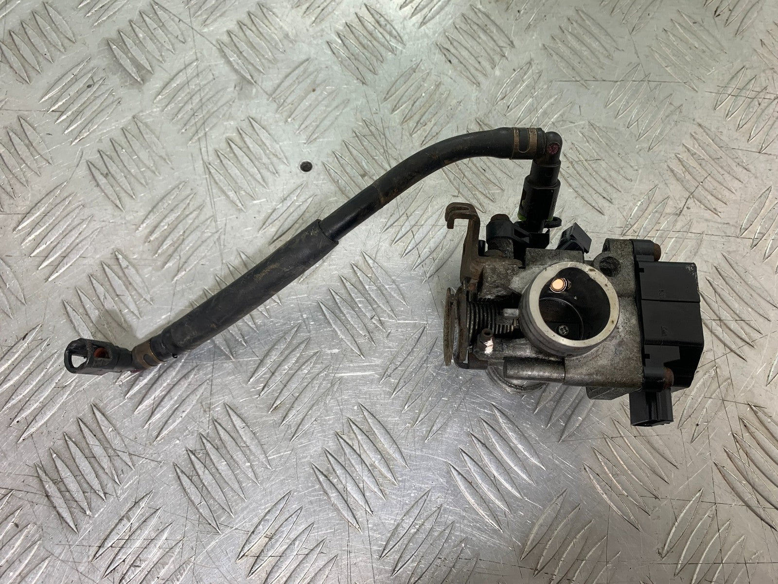 HONDA CBF125 CBF 125 THROTTLE BODY YEAR 2009-14 (CMB1182)