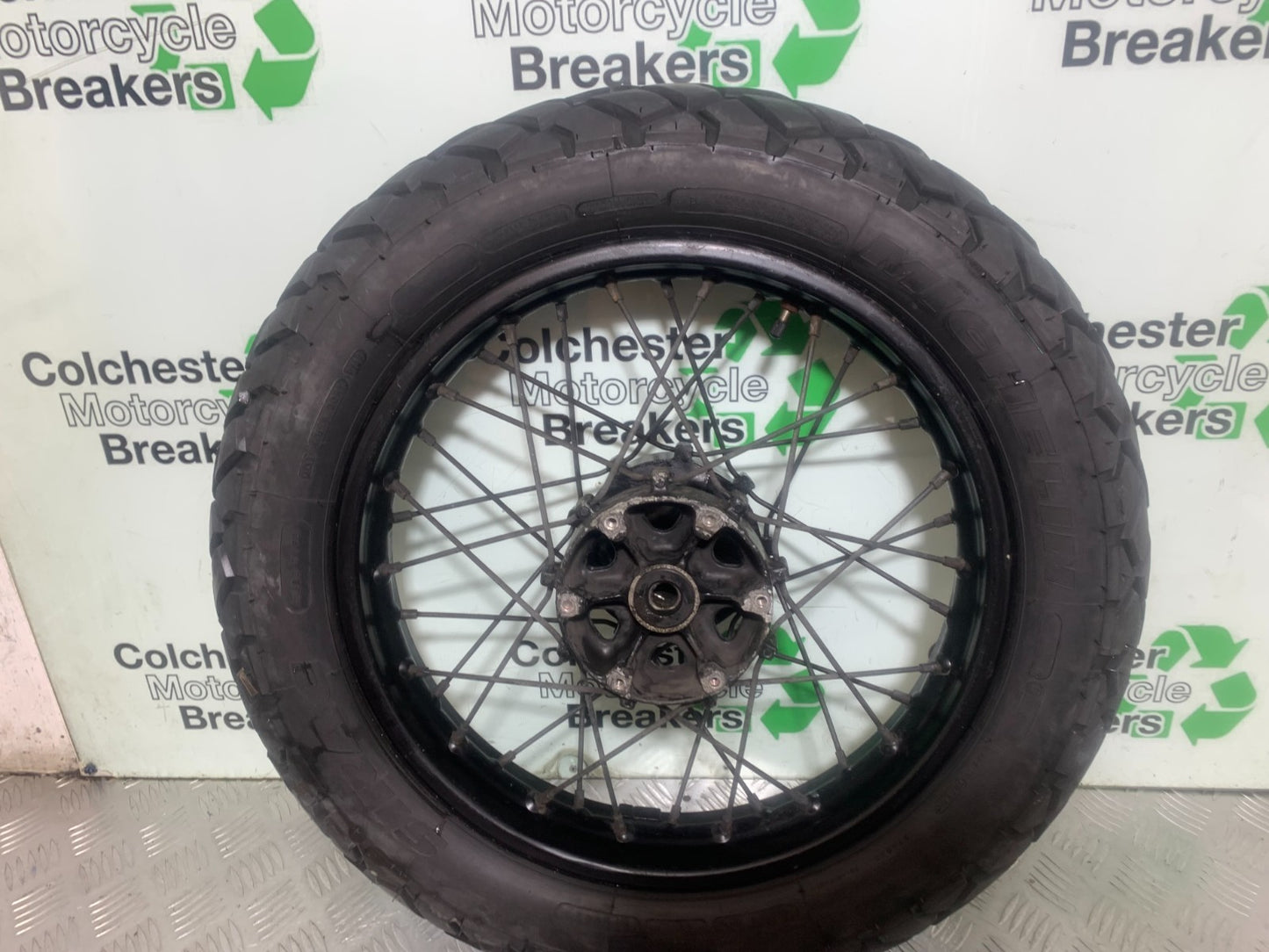 ROYAL ENFIELD HIMALAYAN 411 REAR WHEEL YEAR 2018-2023 (CMB1322)