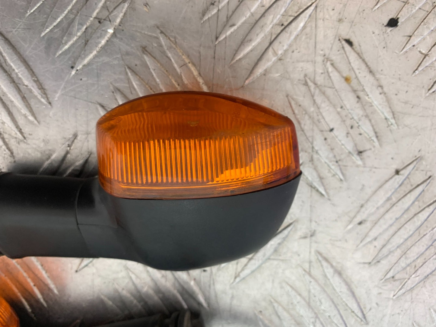 YAMAHA YBR125 YBR 125 FRONT INDICATORS  YEAR 2010-2017 (CMB1252)