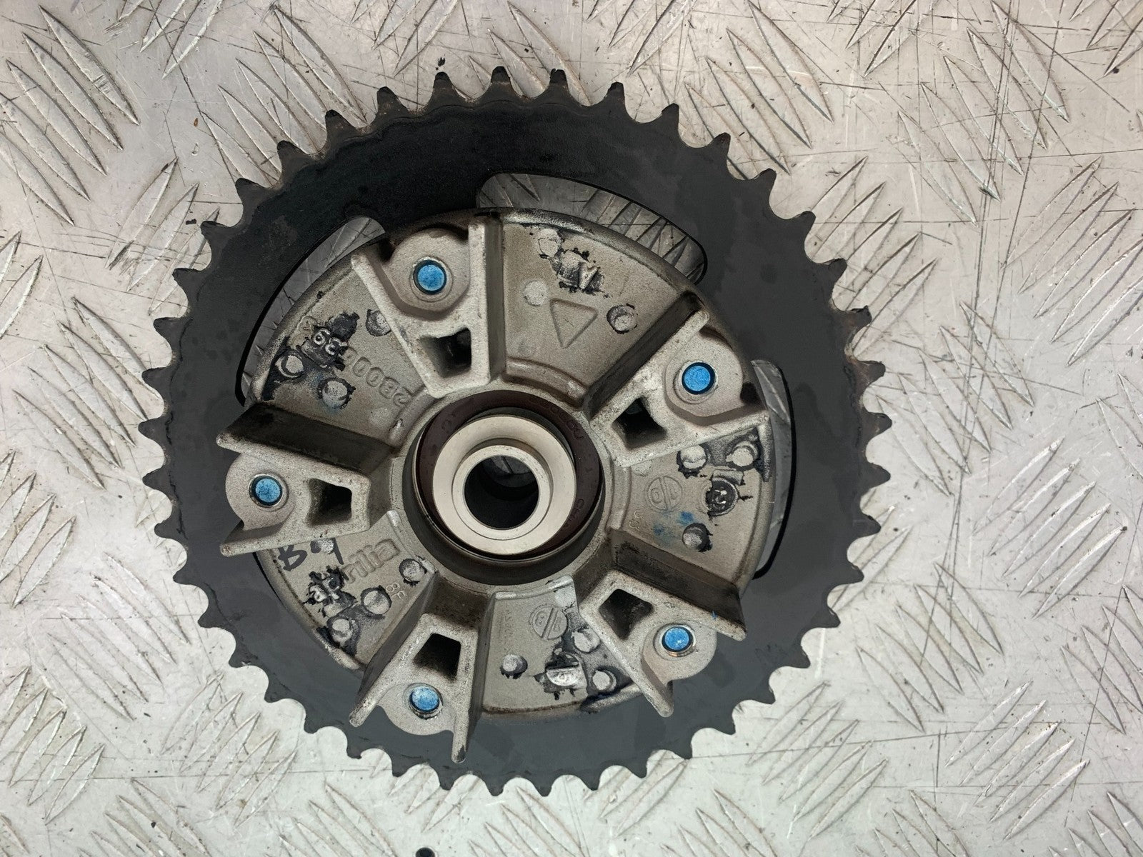 APRILIA RS660 RS 660 REAR SPROCKET CARRIER  YEAR 2020-2024 (CMB1202)