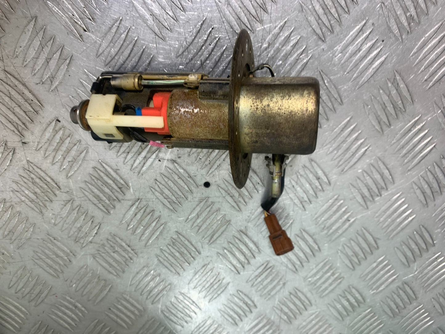 SUZUKI GSXR600 GSXR 600 K1 K2 K3 PETROL PUMP  1999-03 (CMB1284)