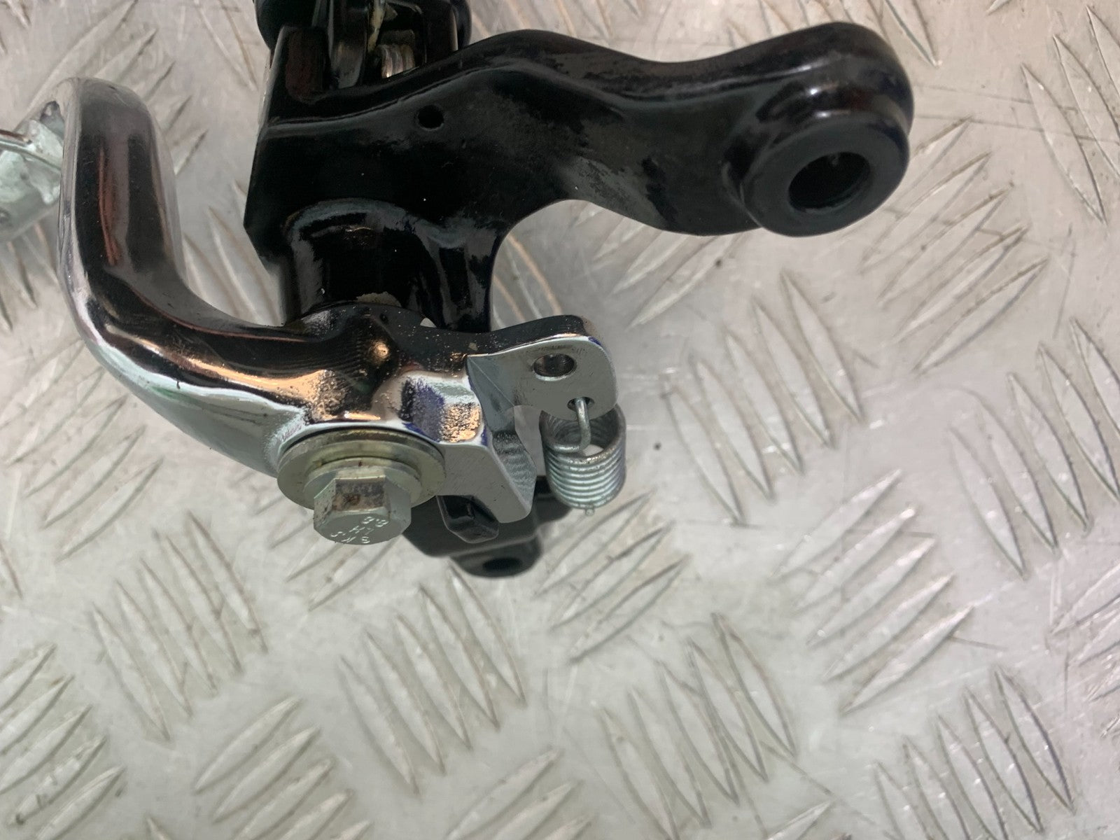 BSA 650 GOLD STAR RIGHT HANGER PEG AND PEDAL    YEAR 2022-2025 (CMB1262)