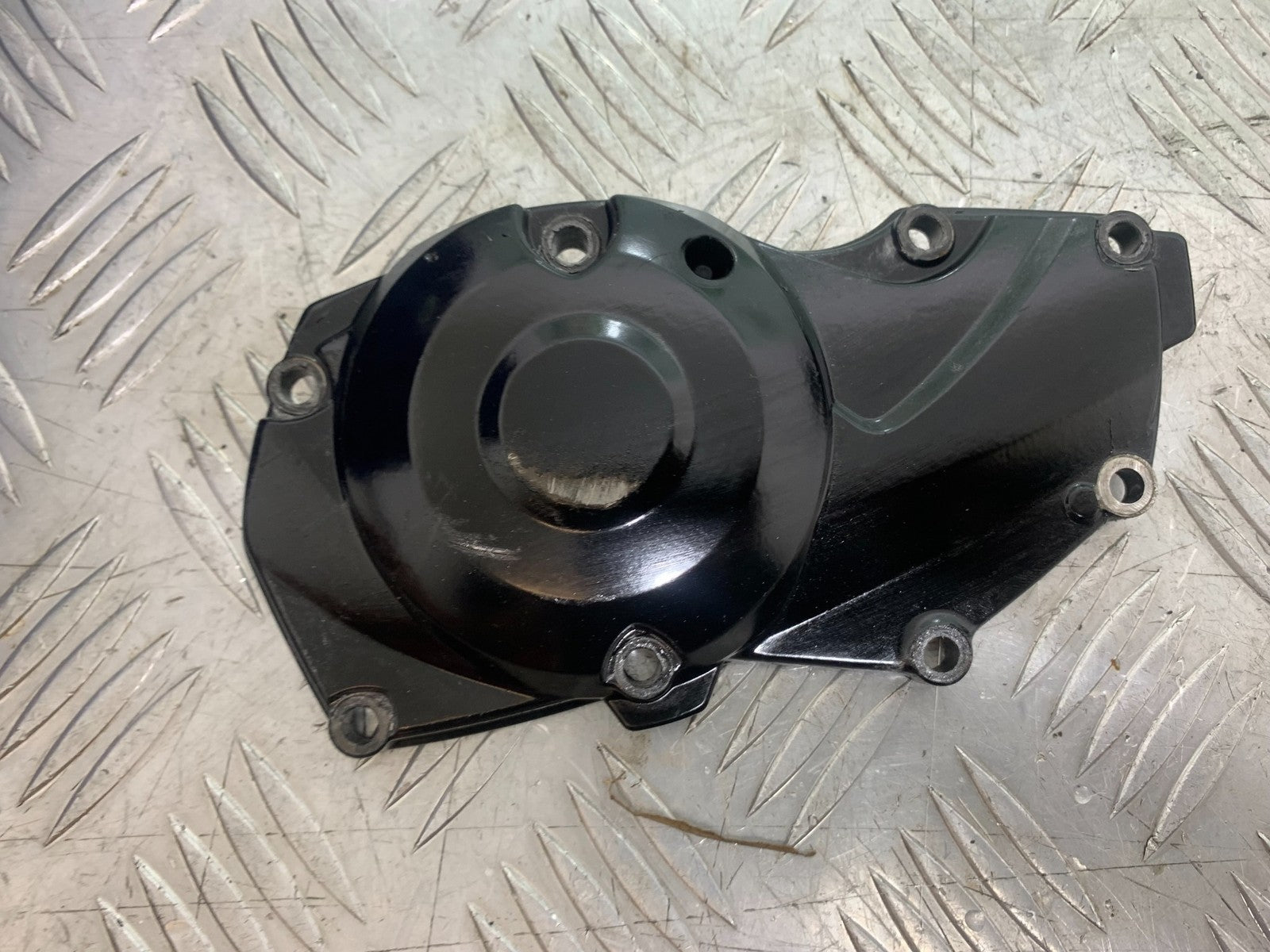 TRIUMPH 675 STREET TRIPLE RIGHT ENGINE COVER   2013-2016 (CMB1186)